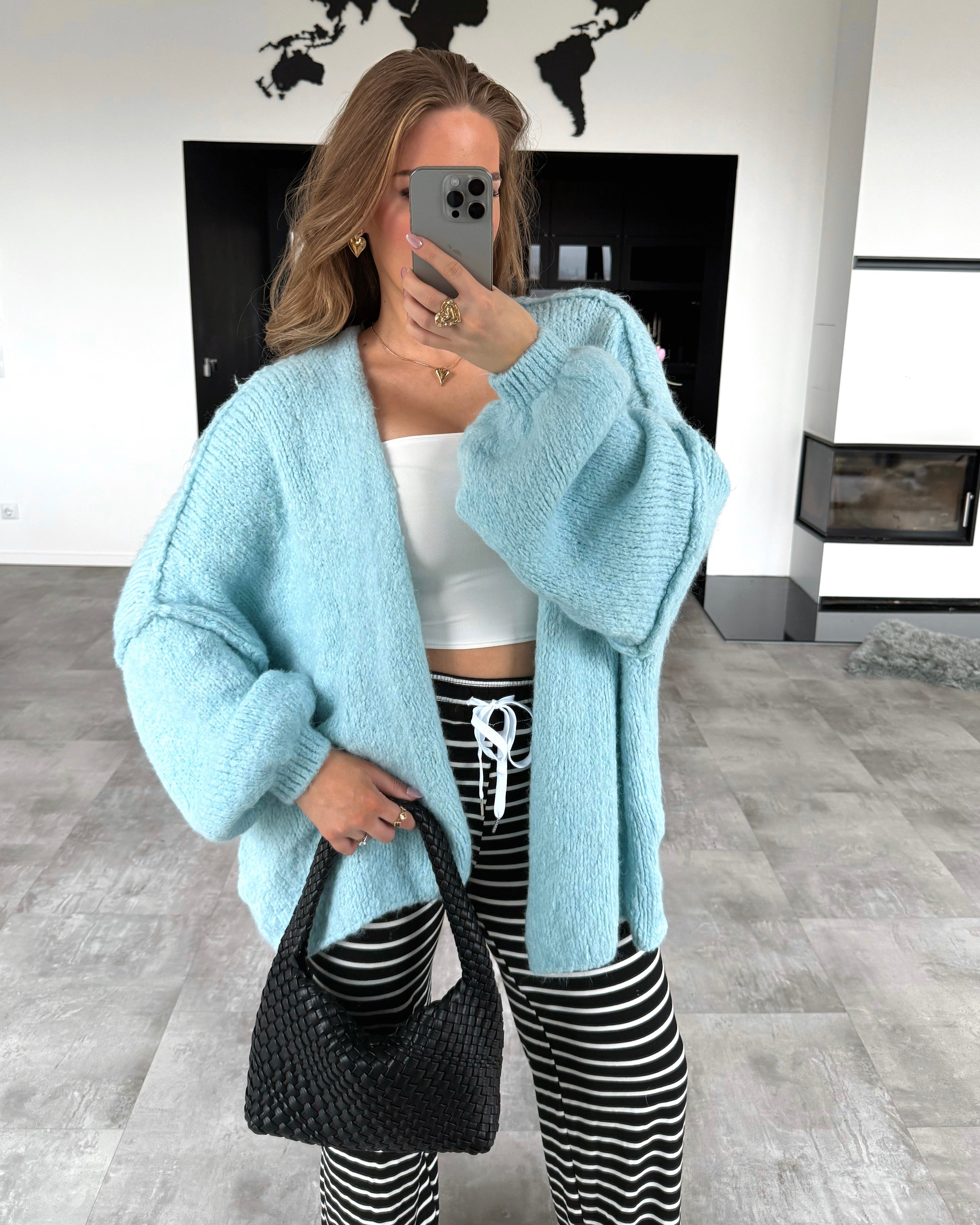 Cardigan “Livy" Hellblau