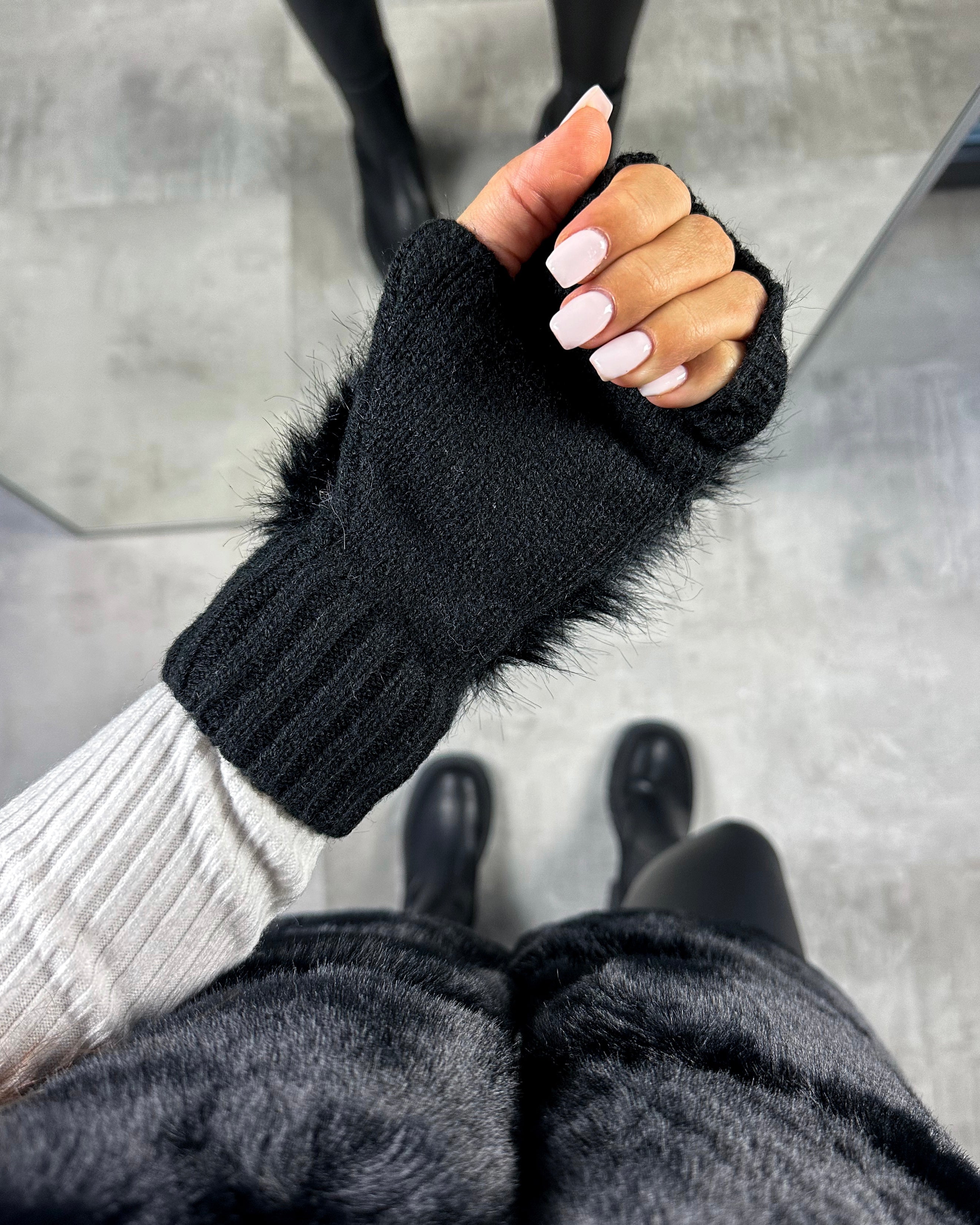 Faux Fur Fingerlose Handschuhe Schwarz