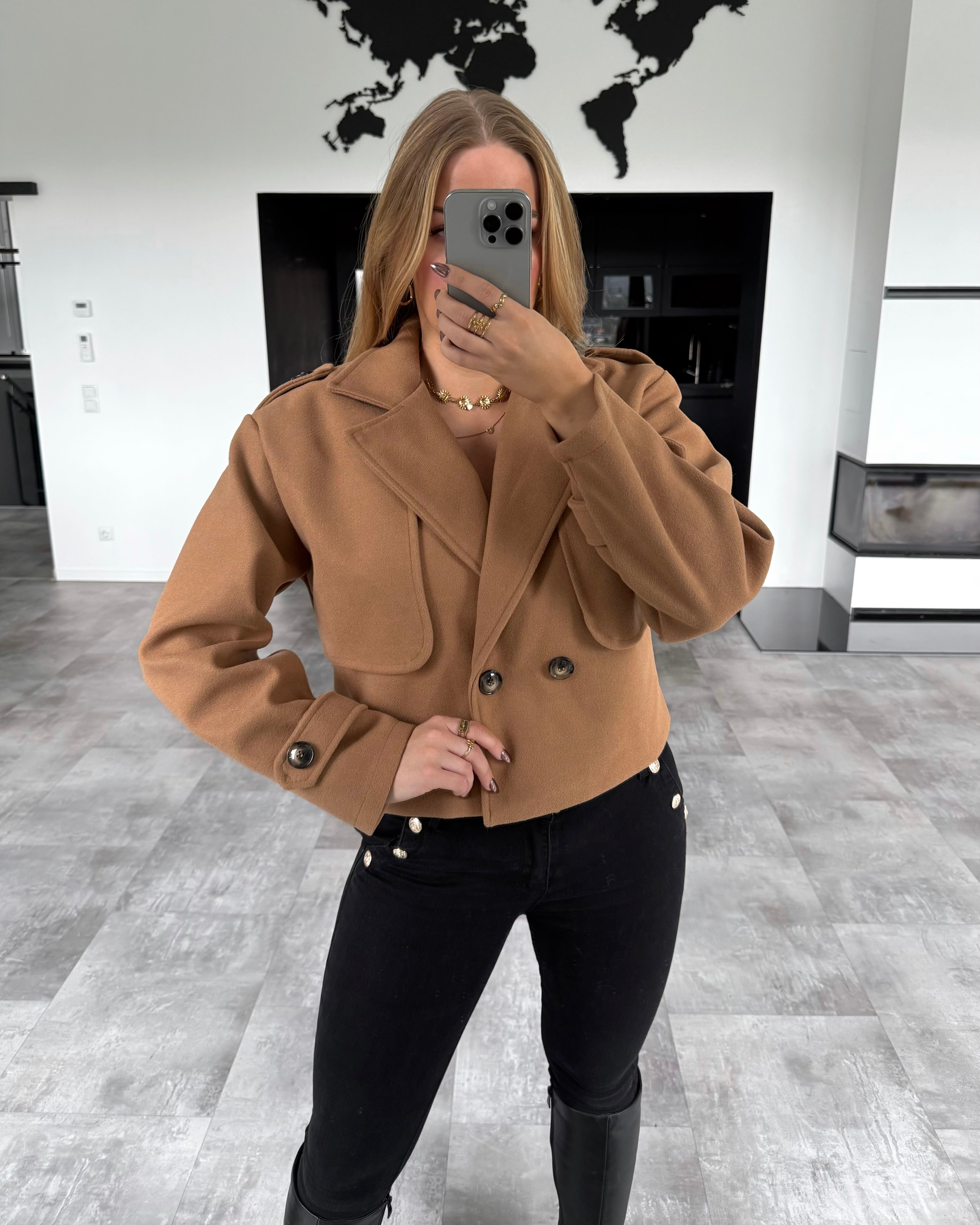 Trenchcoat “Kyla” Kurz Camel