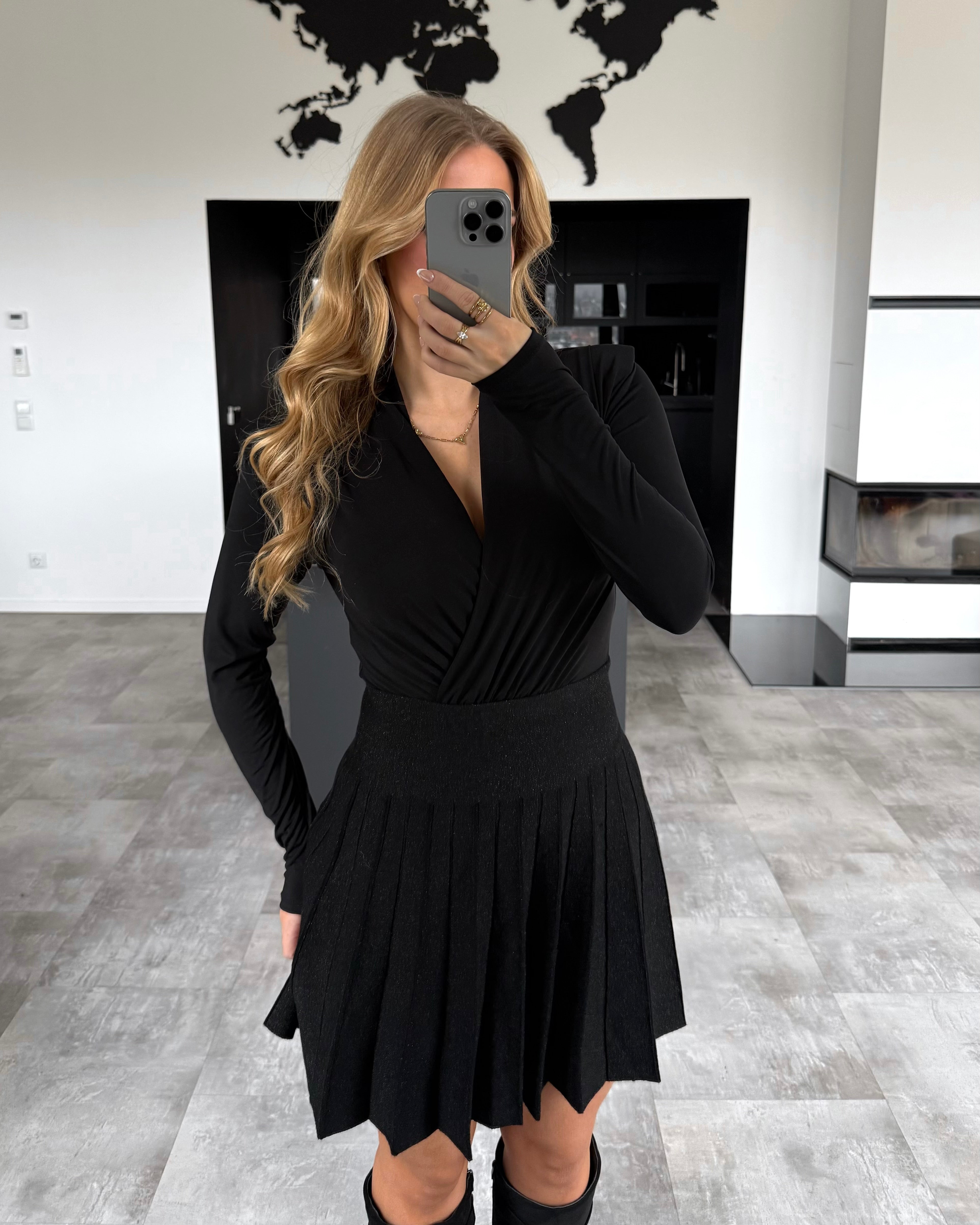 Crossover Body "Cindy" Schwarz