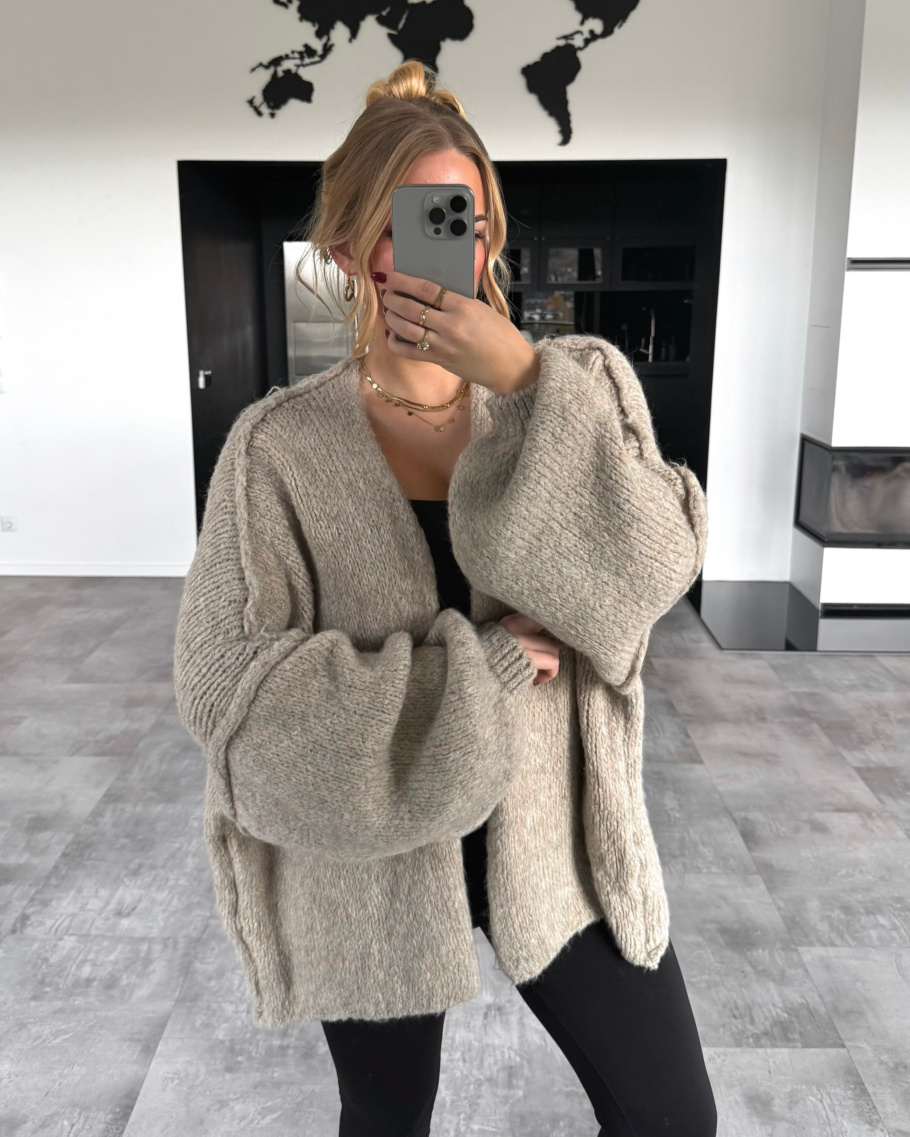 Cardigan “Livy” Beige