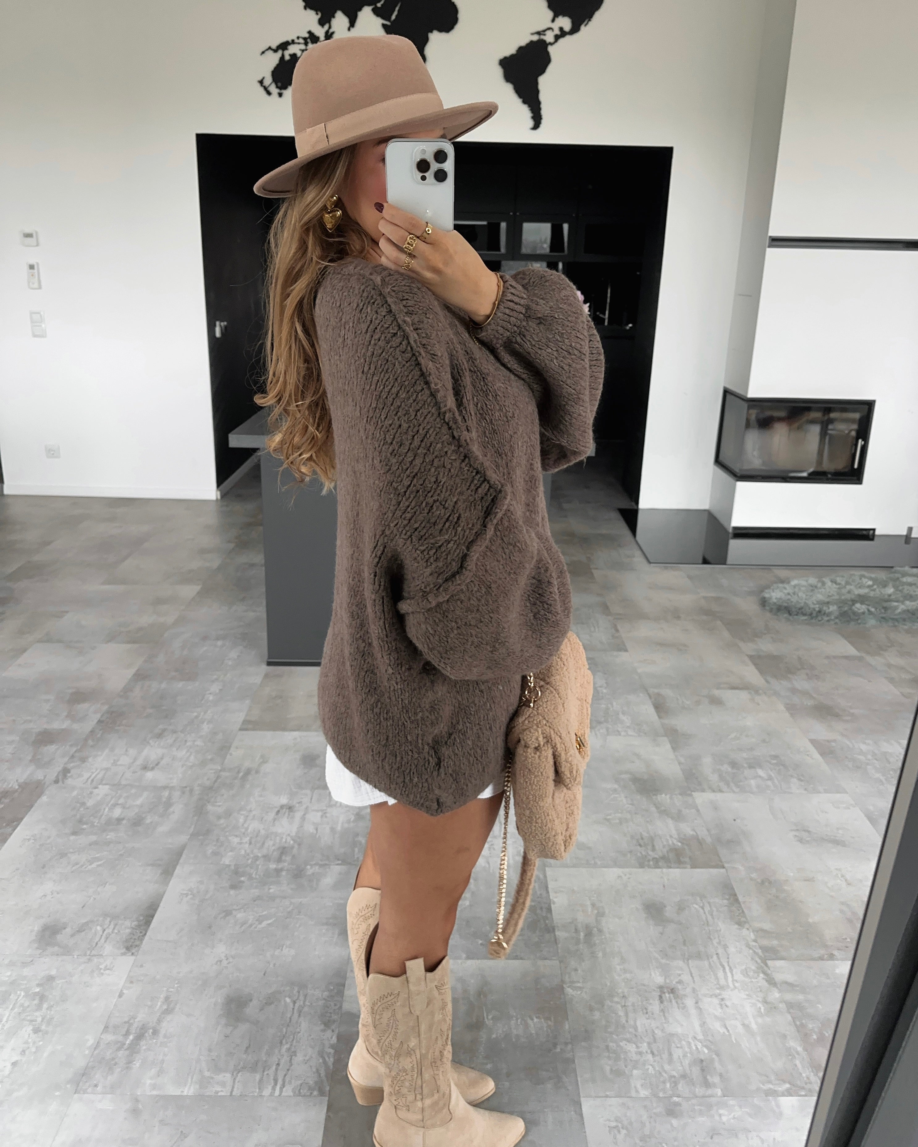 Cardigan “Livy" Hellbraun