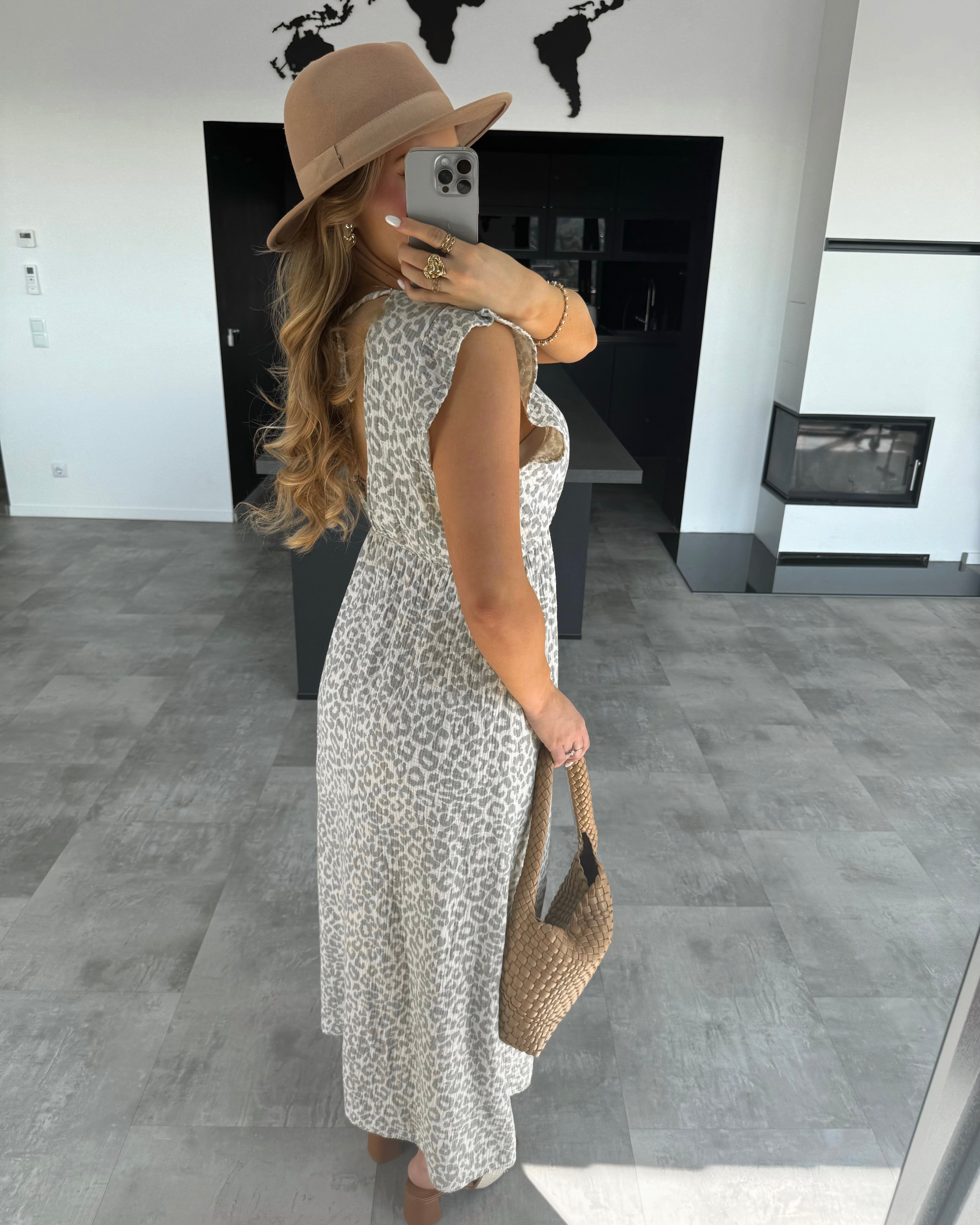 Musselin Kleid “Naya” Leo Khaki
