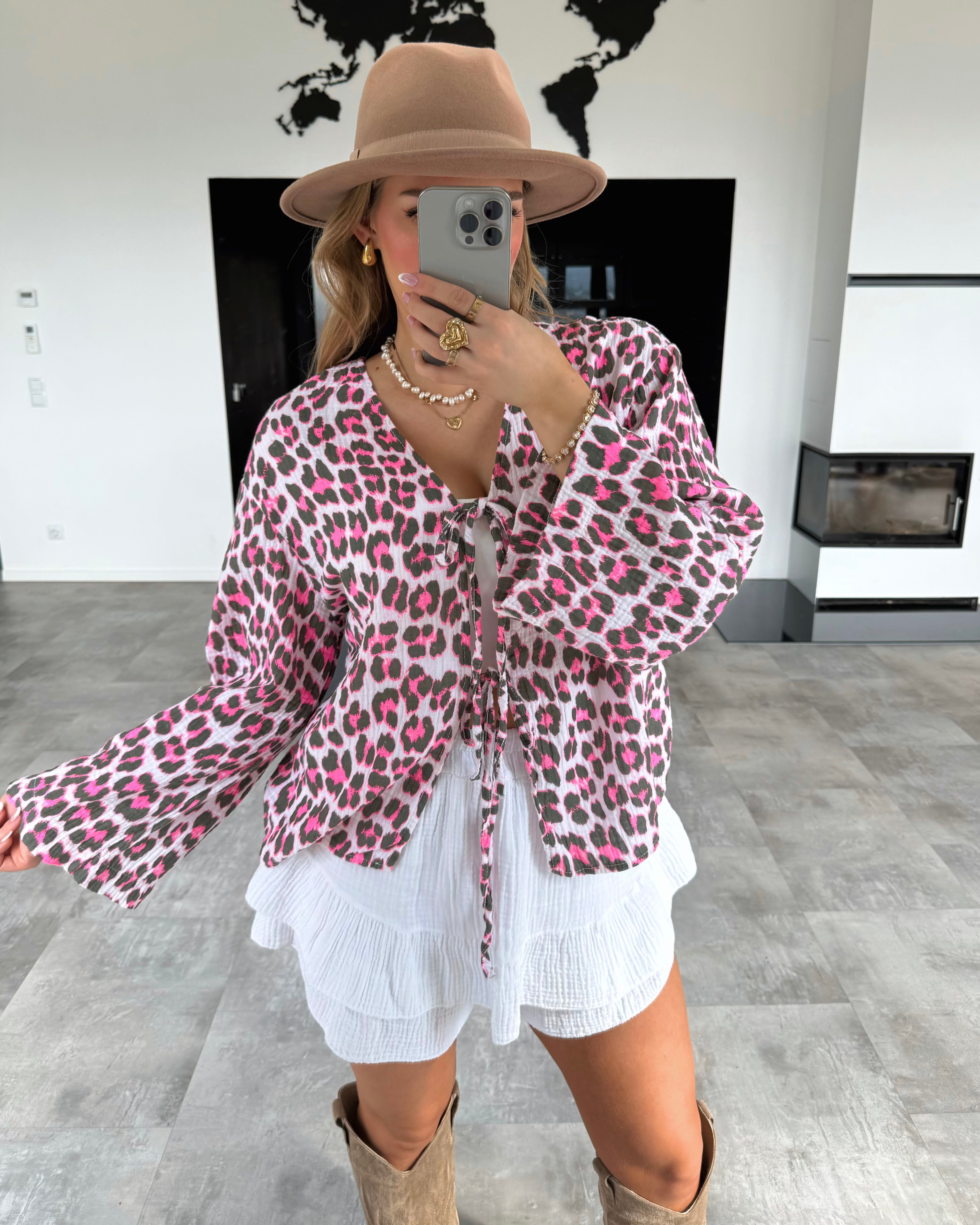 Musselin Knoten-Bluse "Savannah" Leoprint Pink