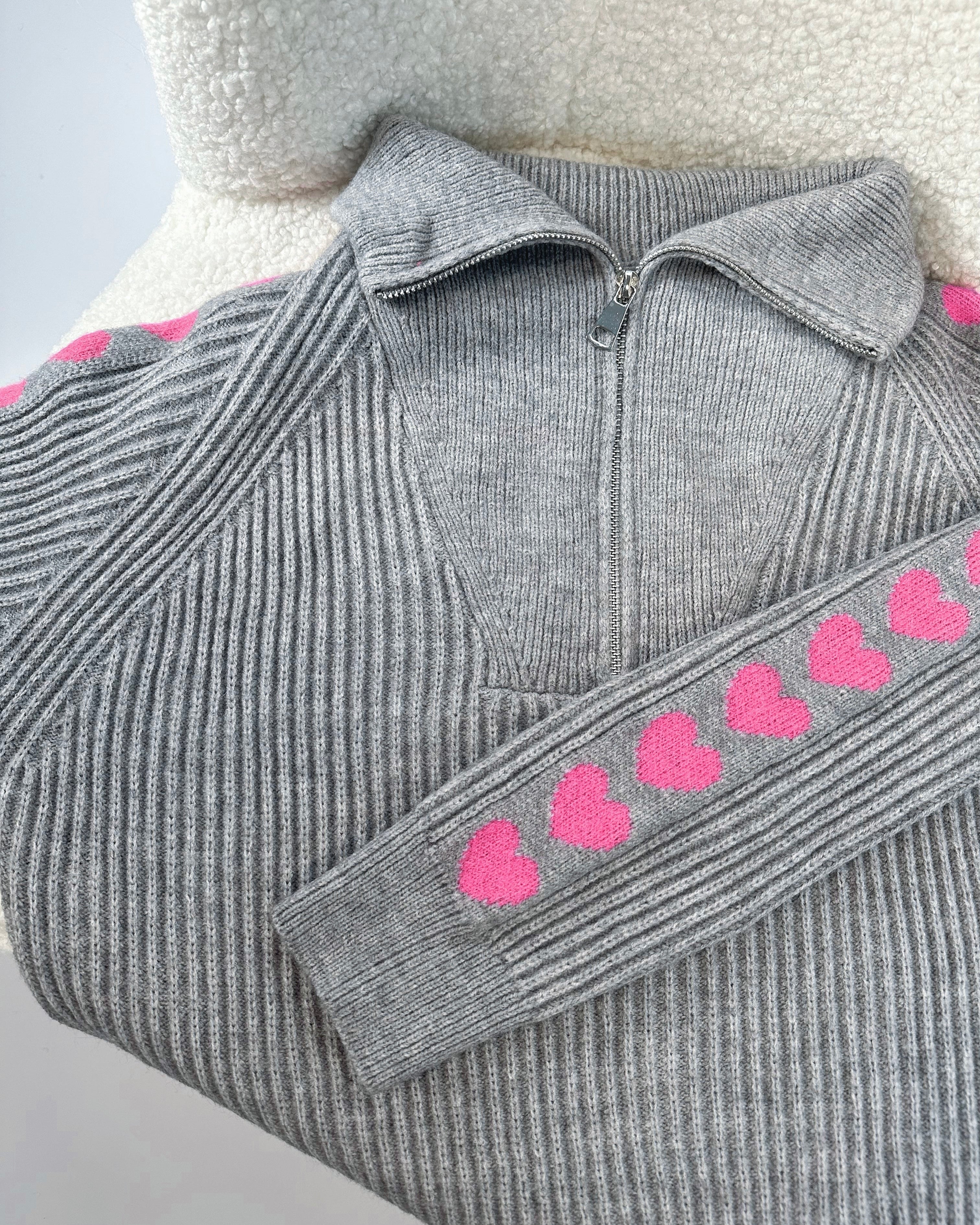 Pullover "Hearts" mit Zipper Grau