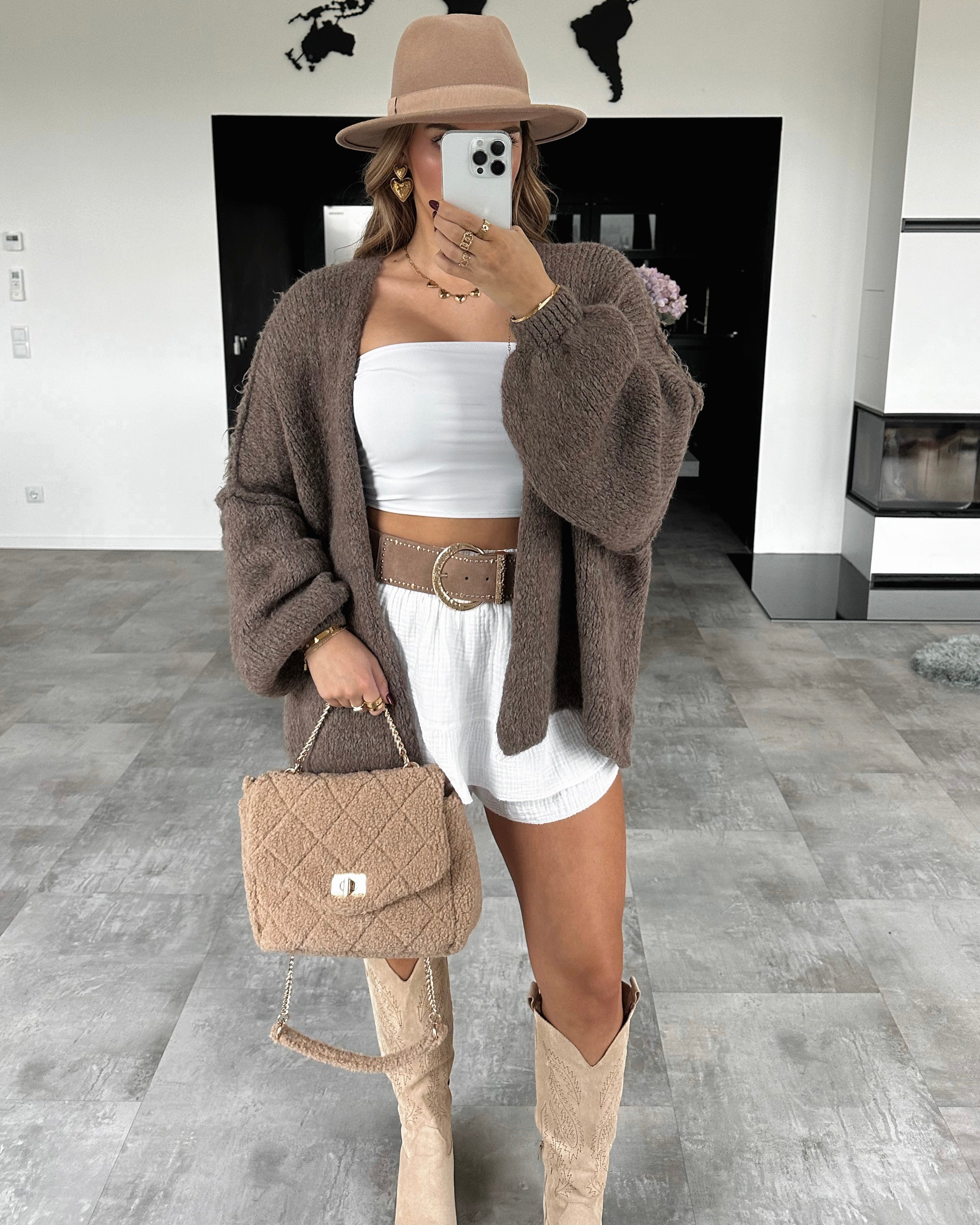 Cardigan “Livy" Hellbraun