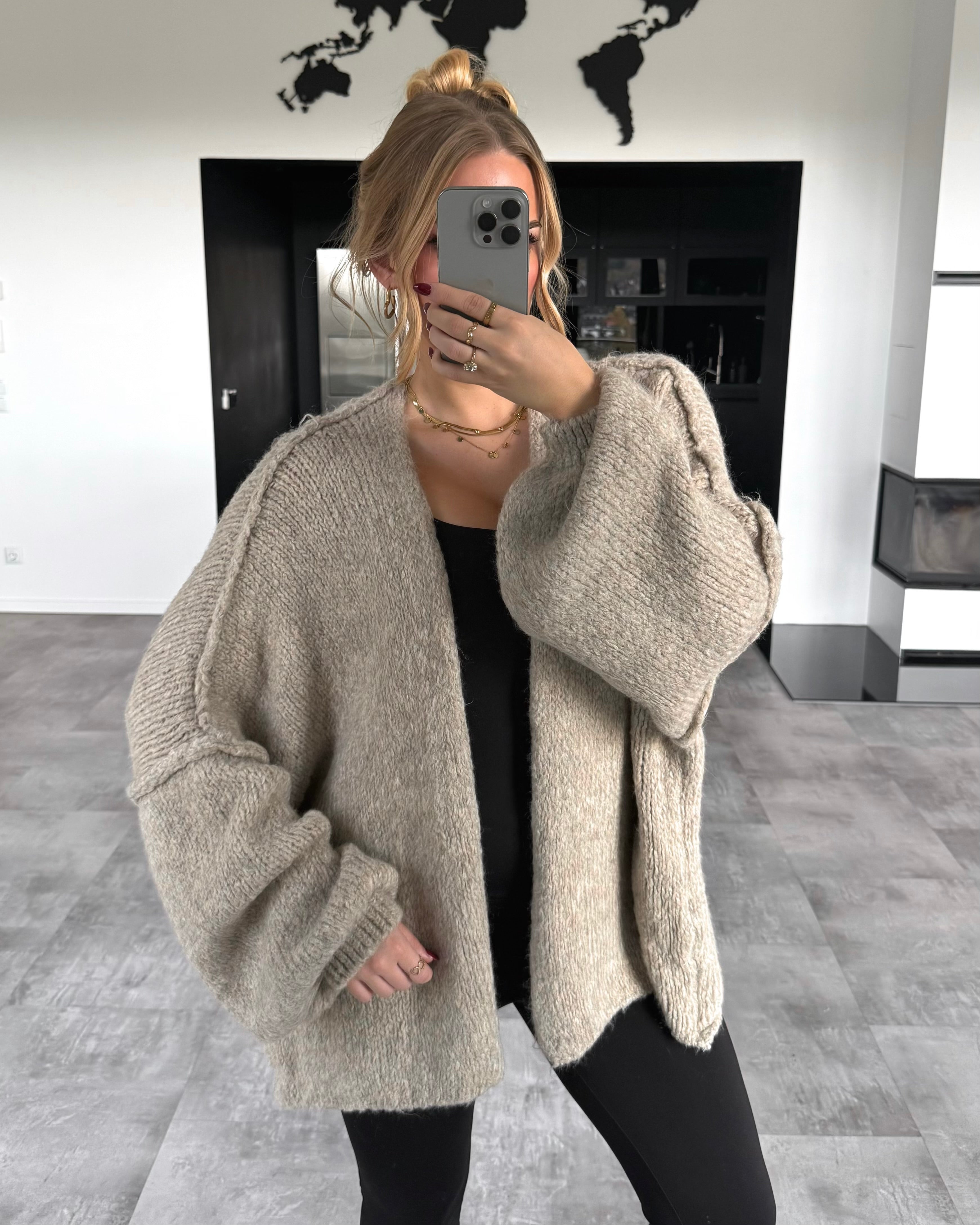 Cardigan “Livy” Beige