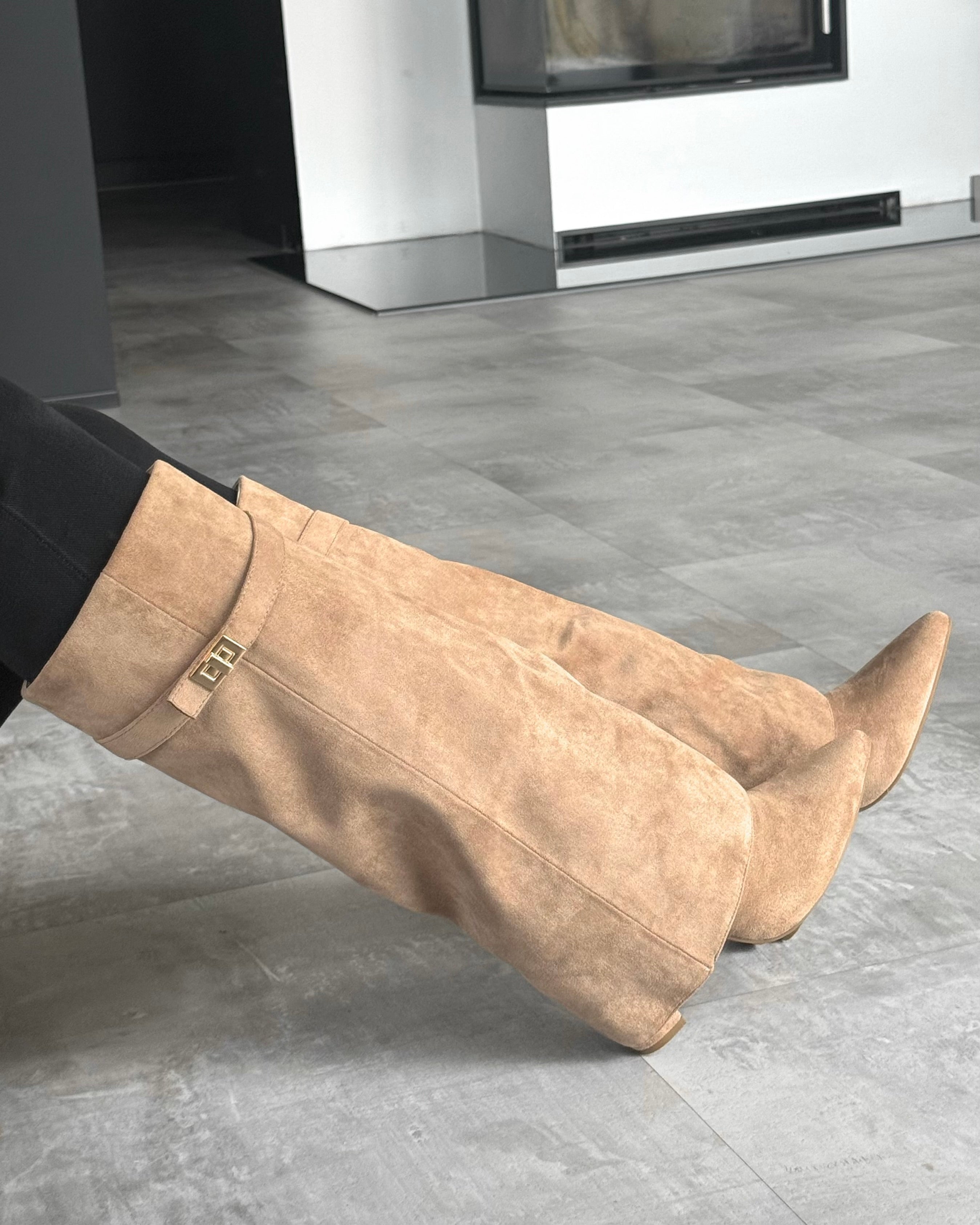 Stiefel “Candice” Beige