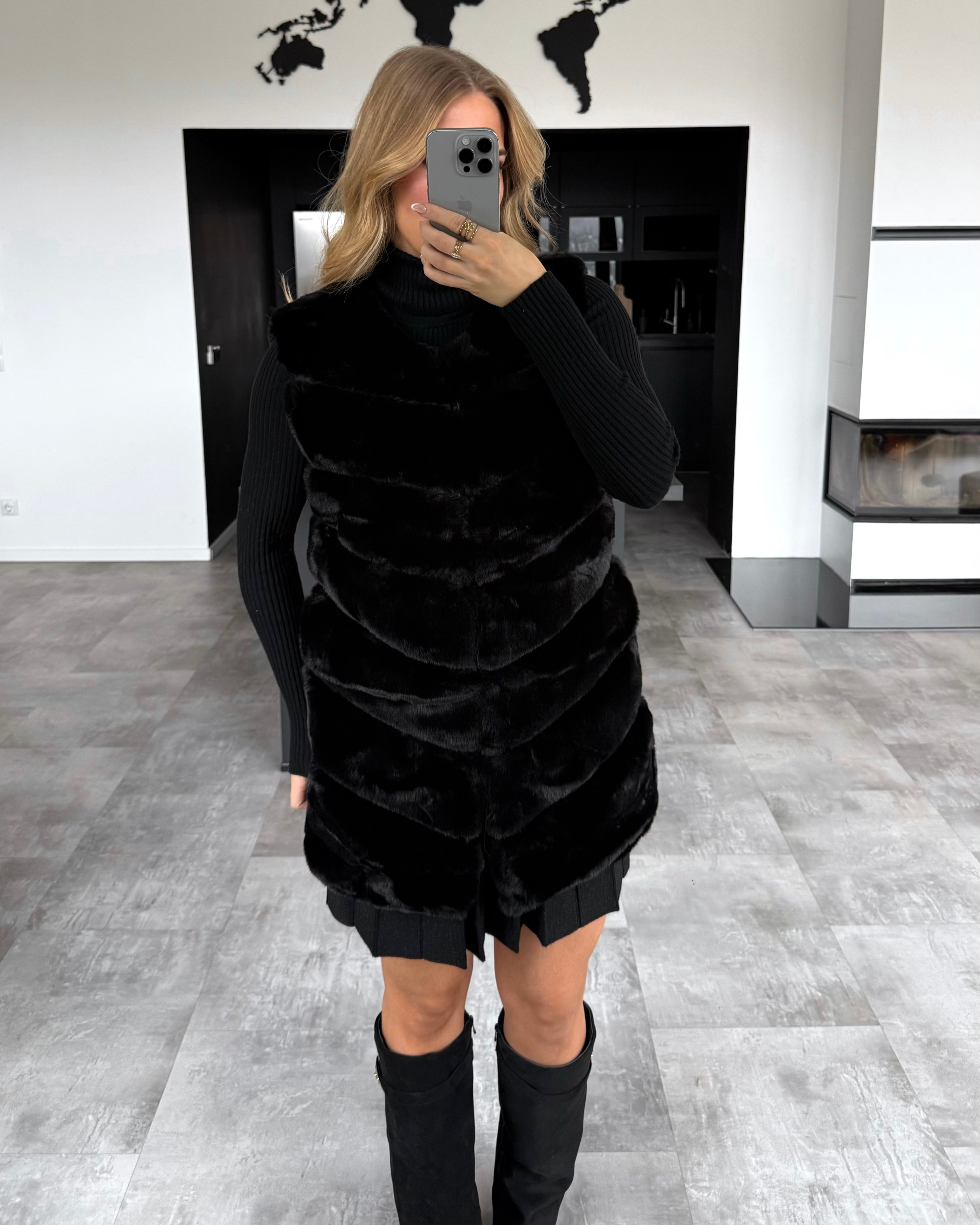 Fellweste “Valery” Schwarz