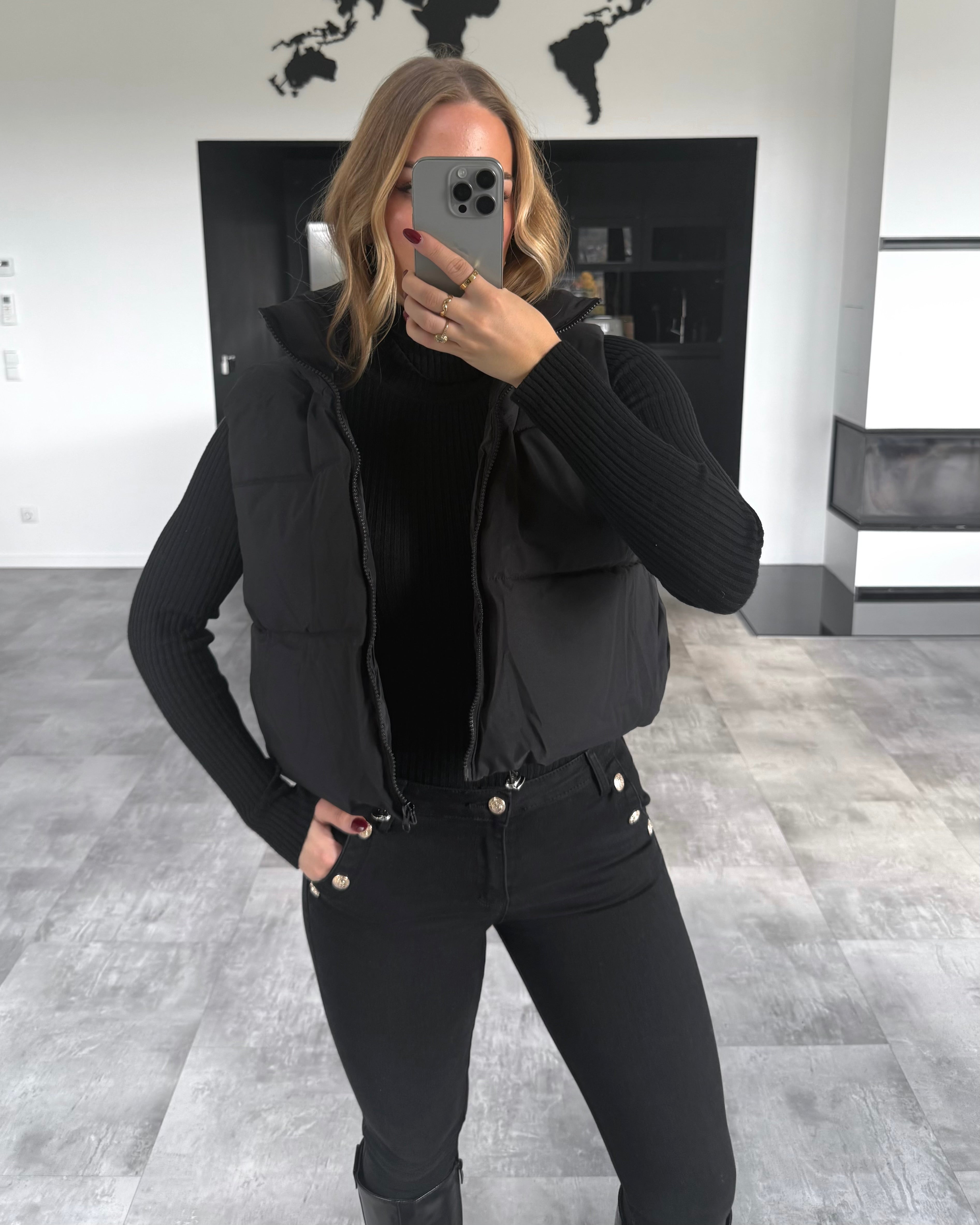 Daunen-Weste “Skadi” Schwarz