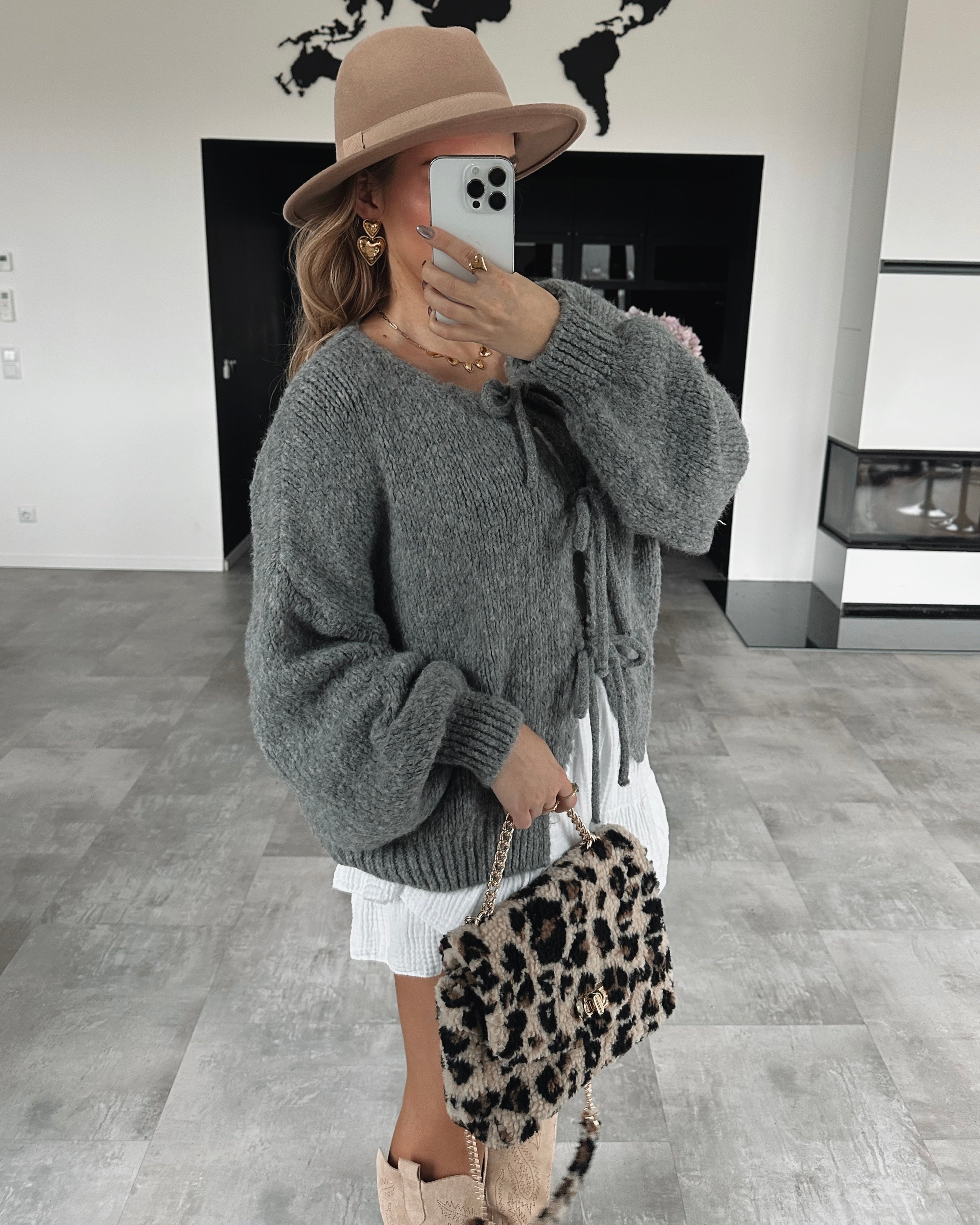 Knoten-Cardigan "Mavie" Dunkelgrau