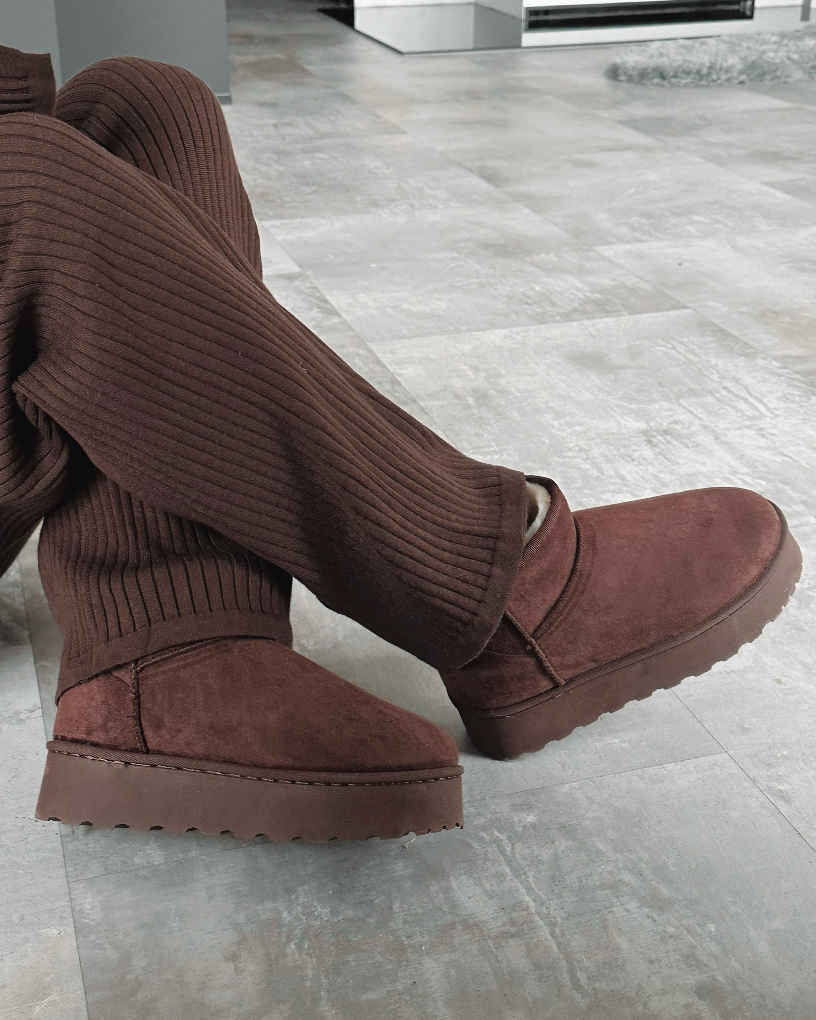 Mini Boots mit Plateau Chocolate