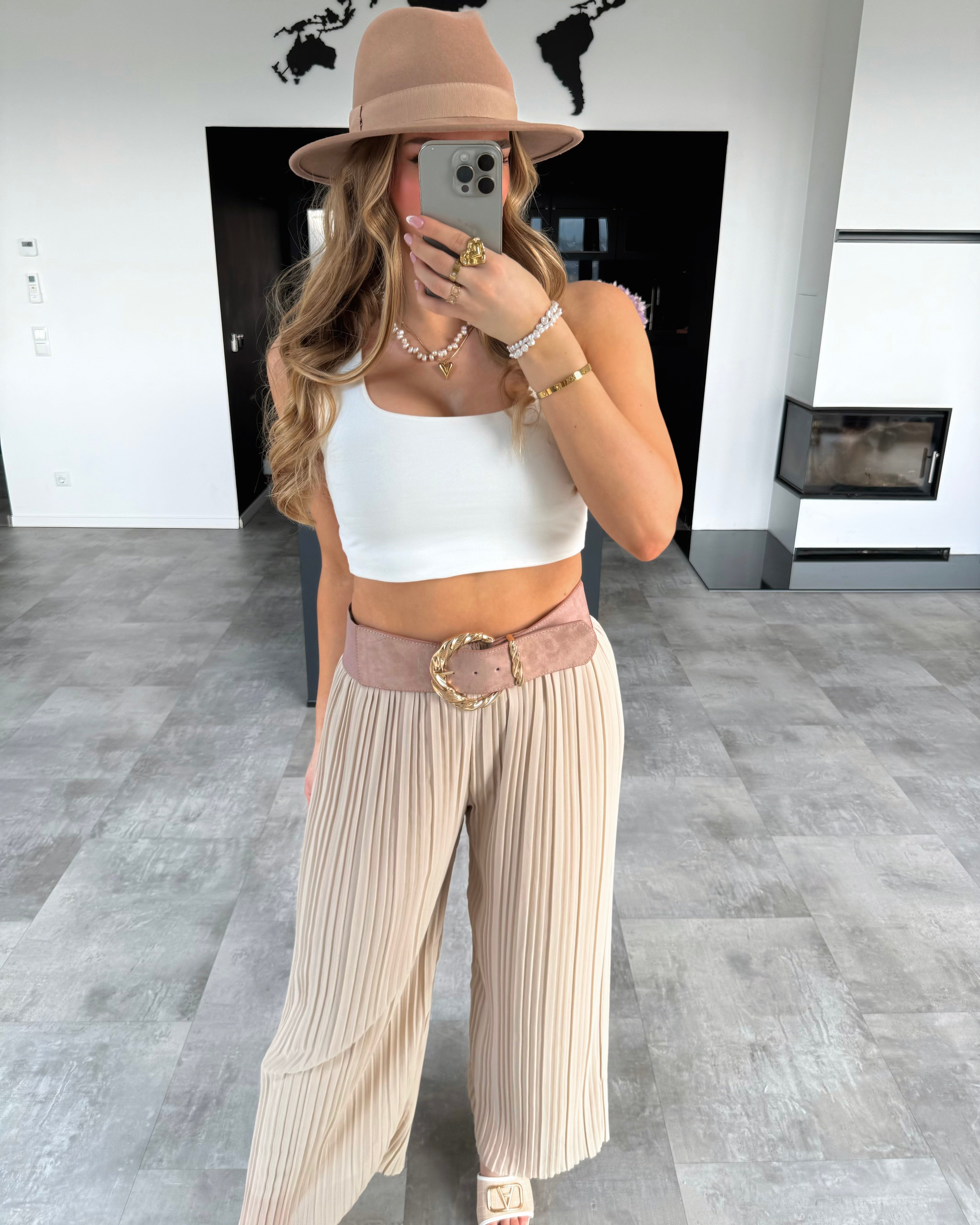 Plissierte Hose "Mala“ Beige