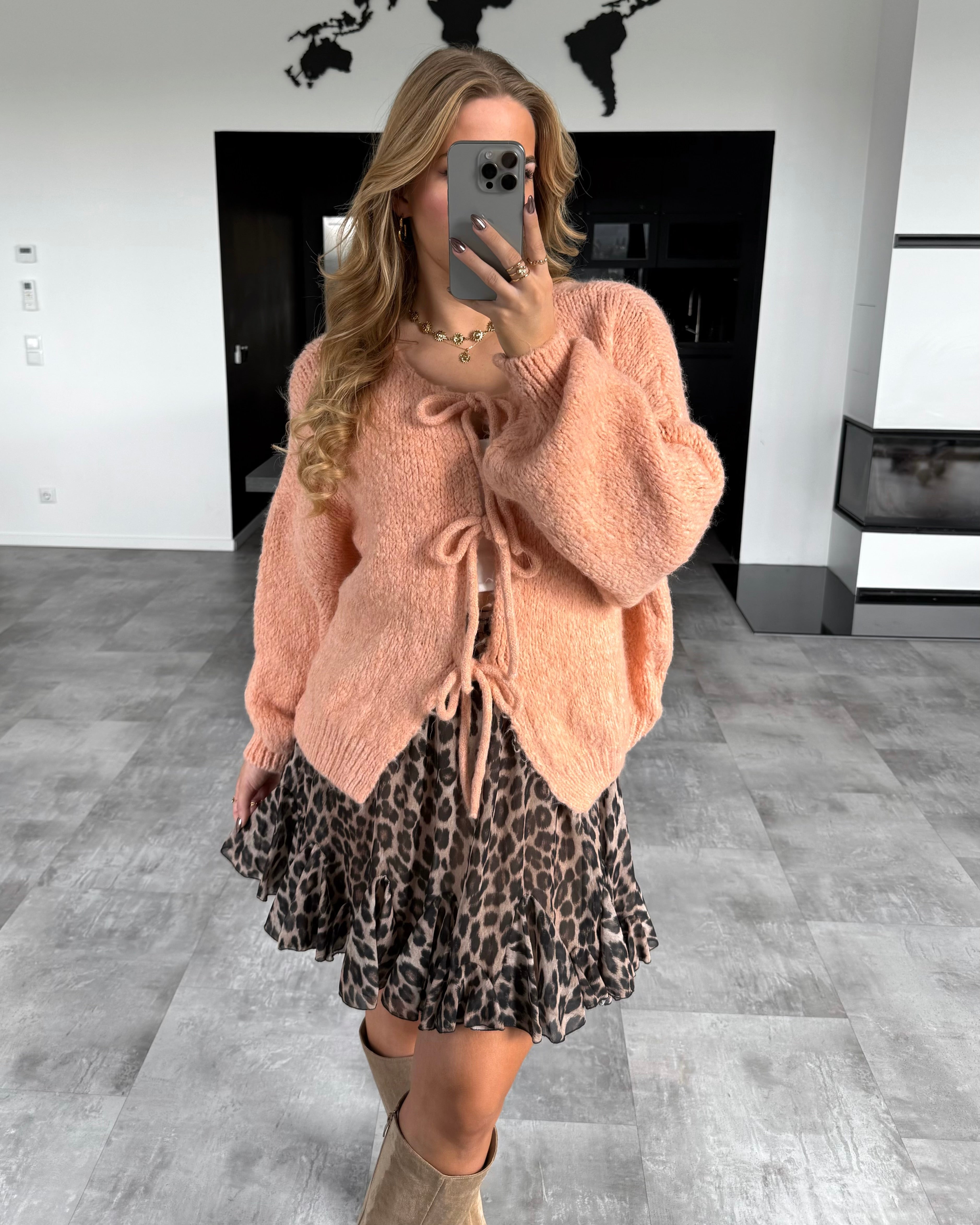 Knoten-Cardigan "Mavie" Apricot