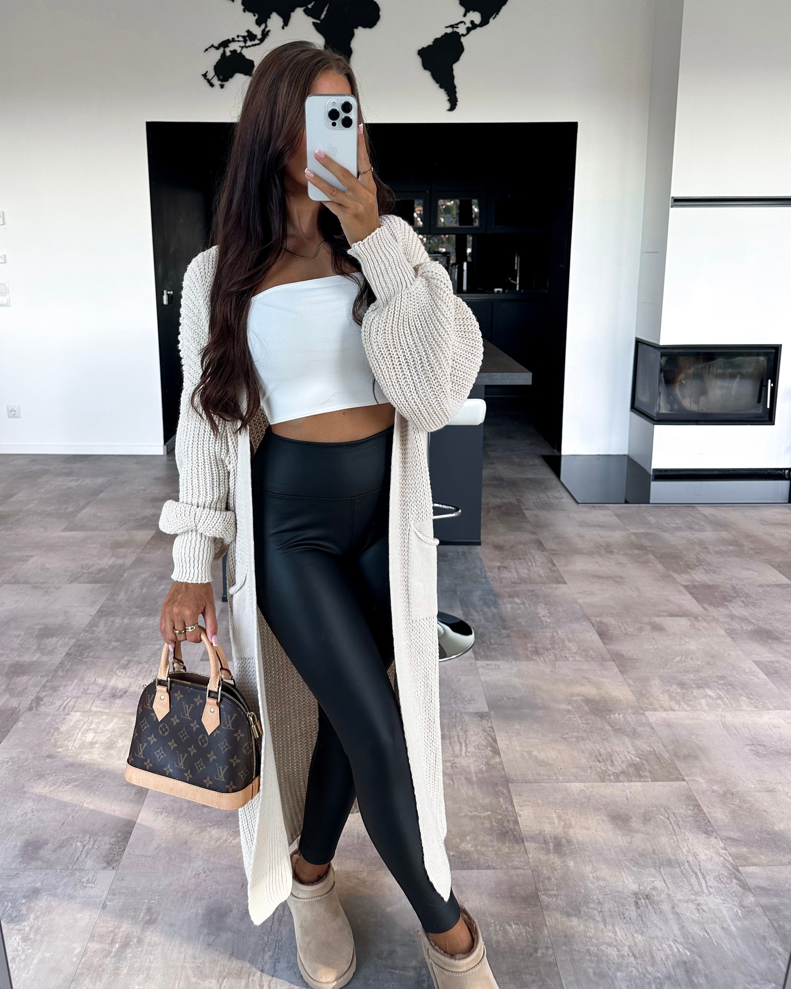 Cardigan “Aleyna” Lang Beige