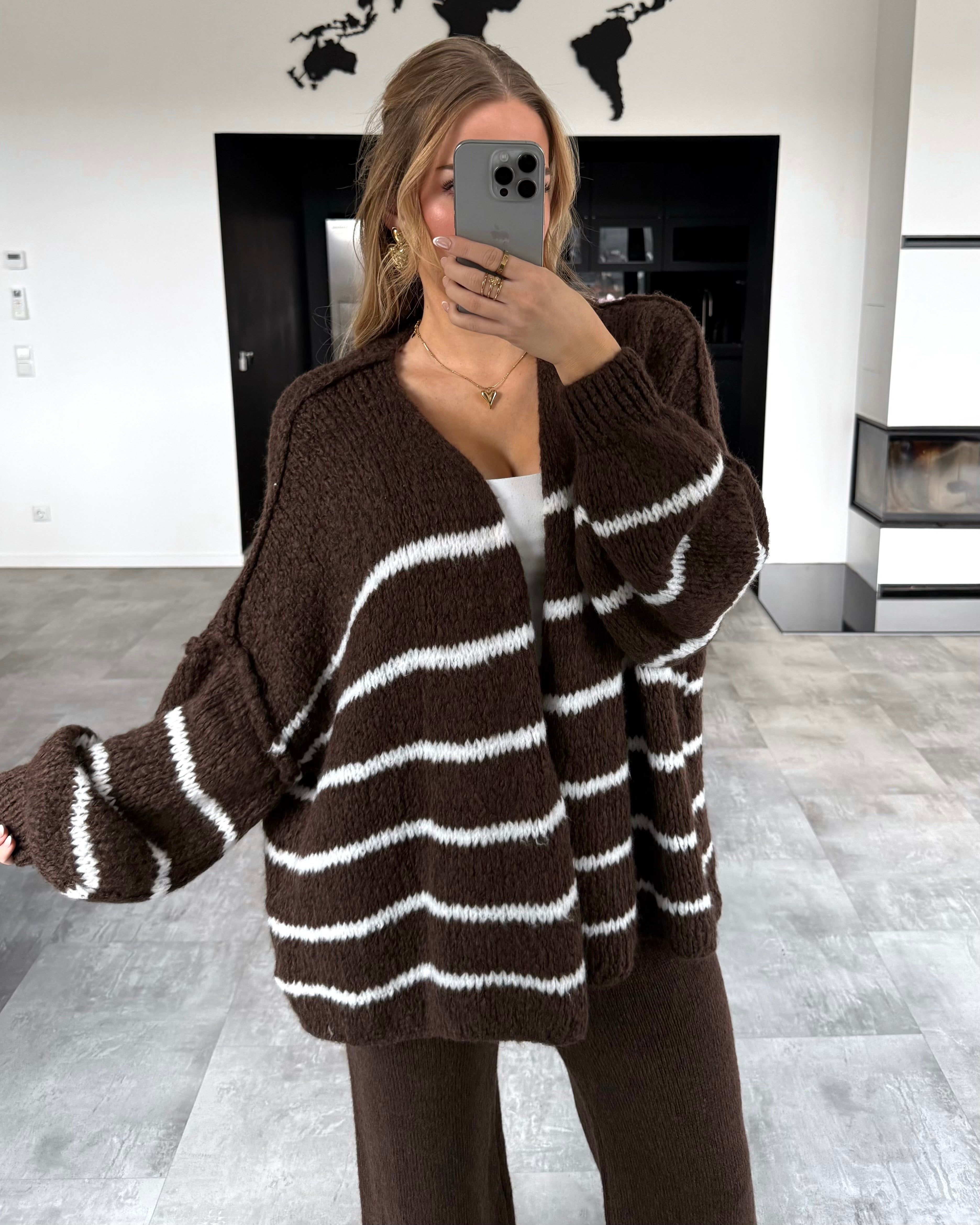 Cardigan “Raya“ Chocolate-Weiß
