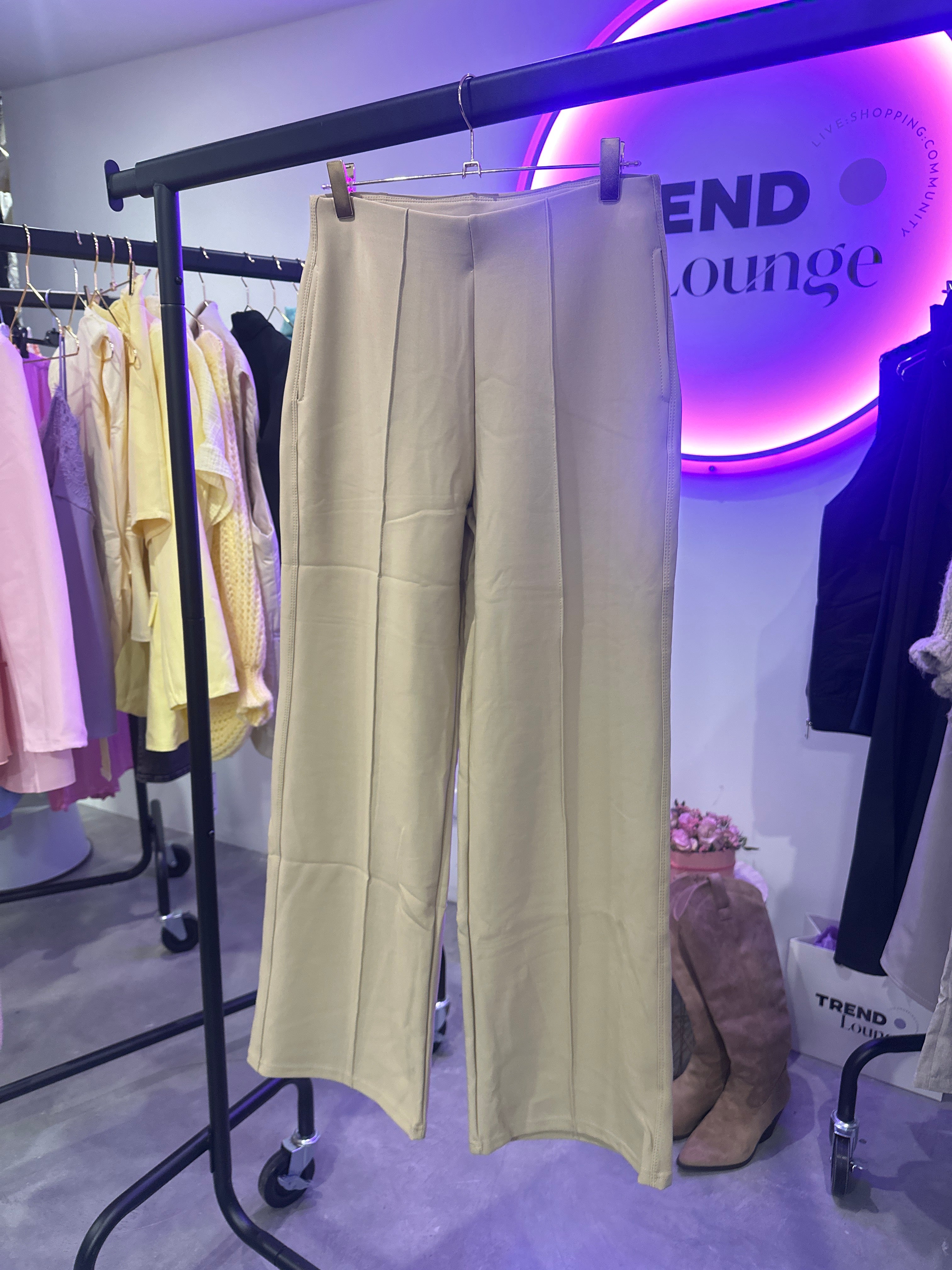 EINZELSTÜCK Stoffhose Beige S/M #125