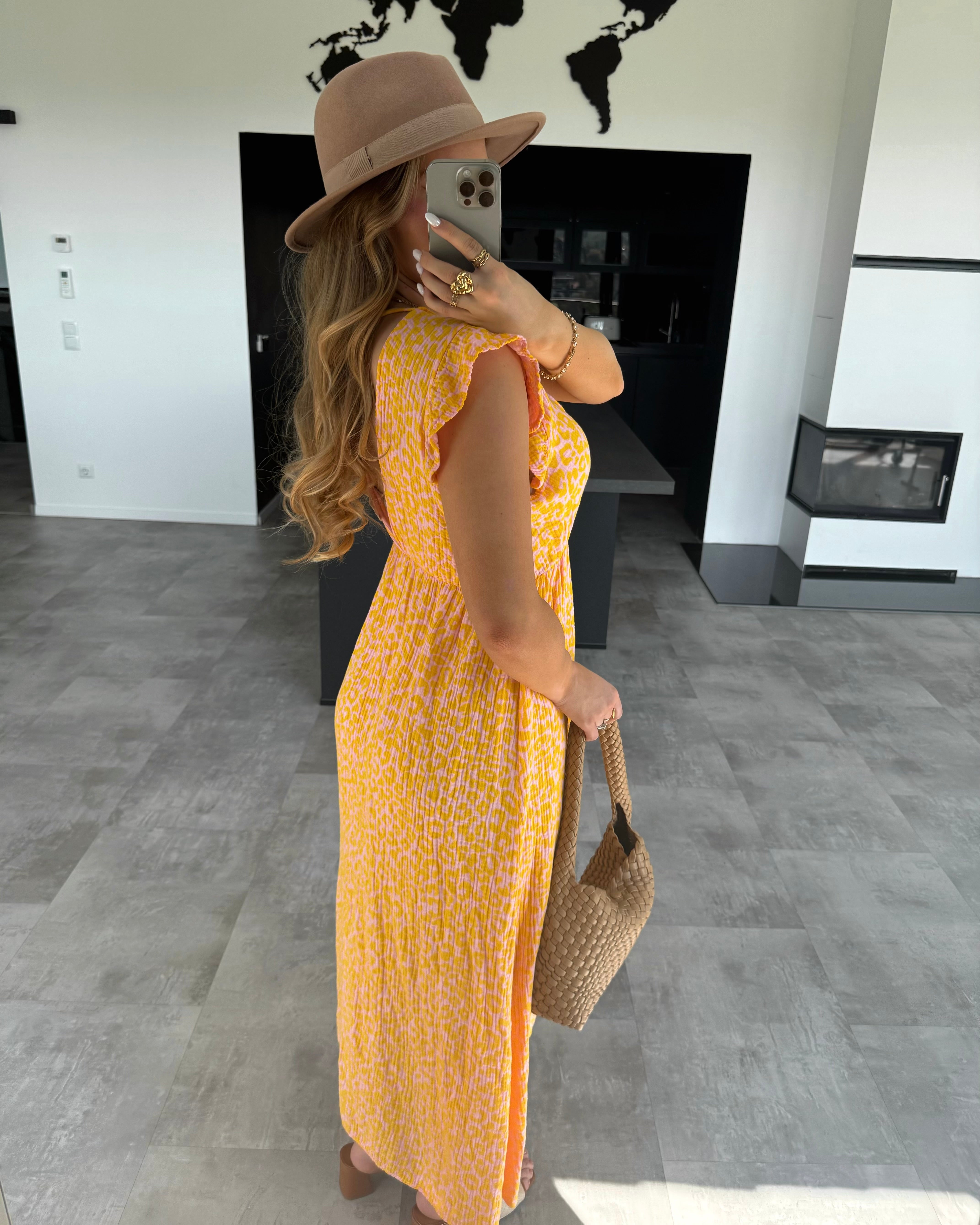 Musselin Kleid “Naya” Leo Orange-Rosa
