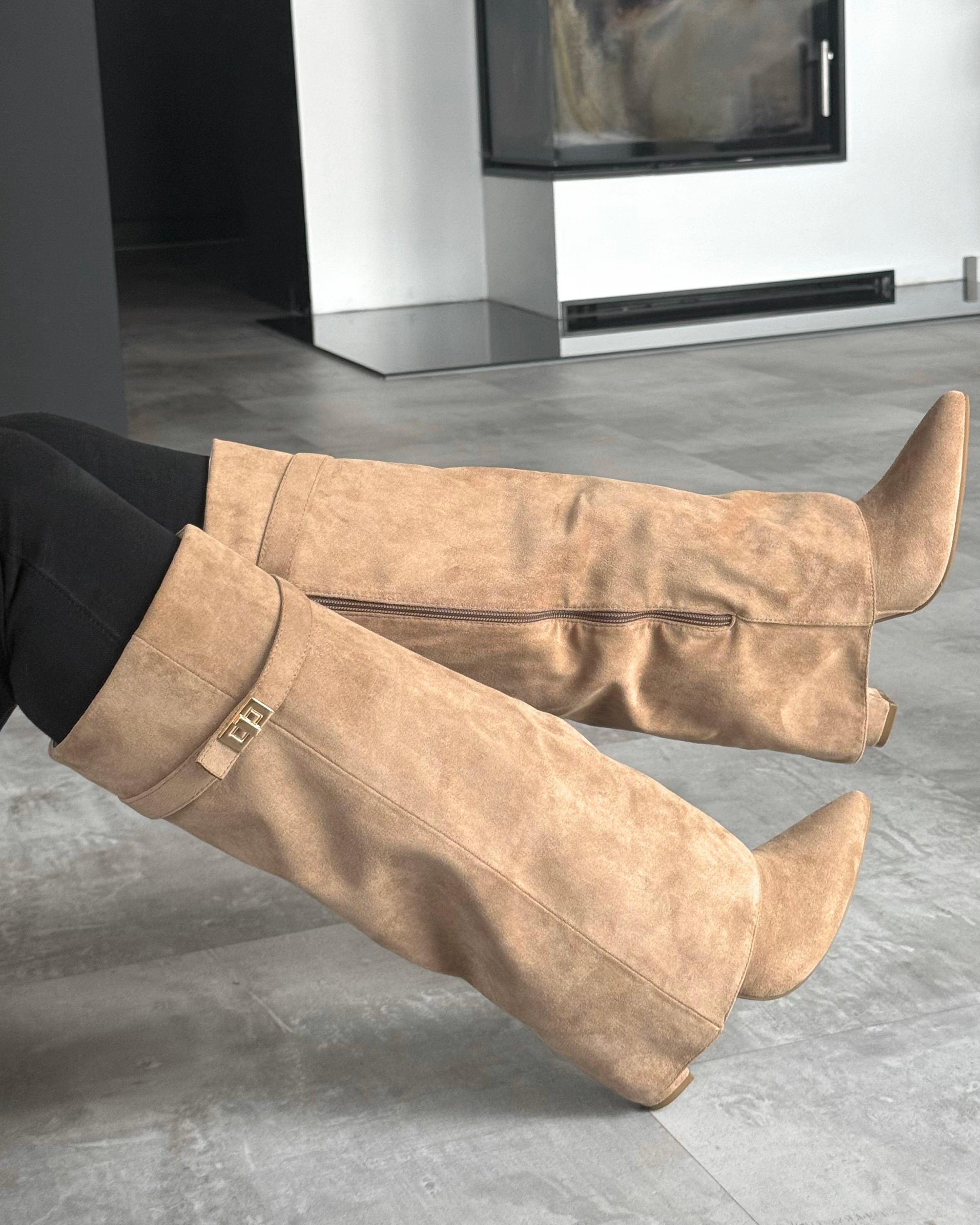 Stiefel “Candice” Beige