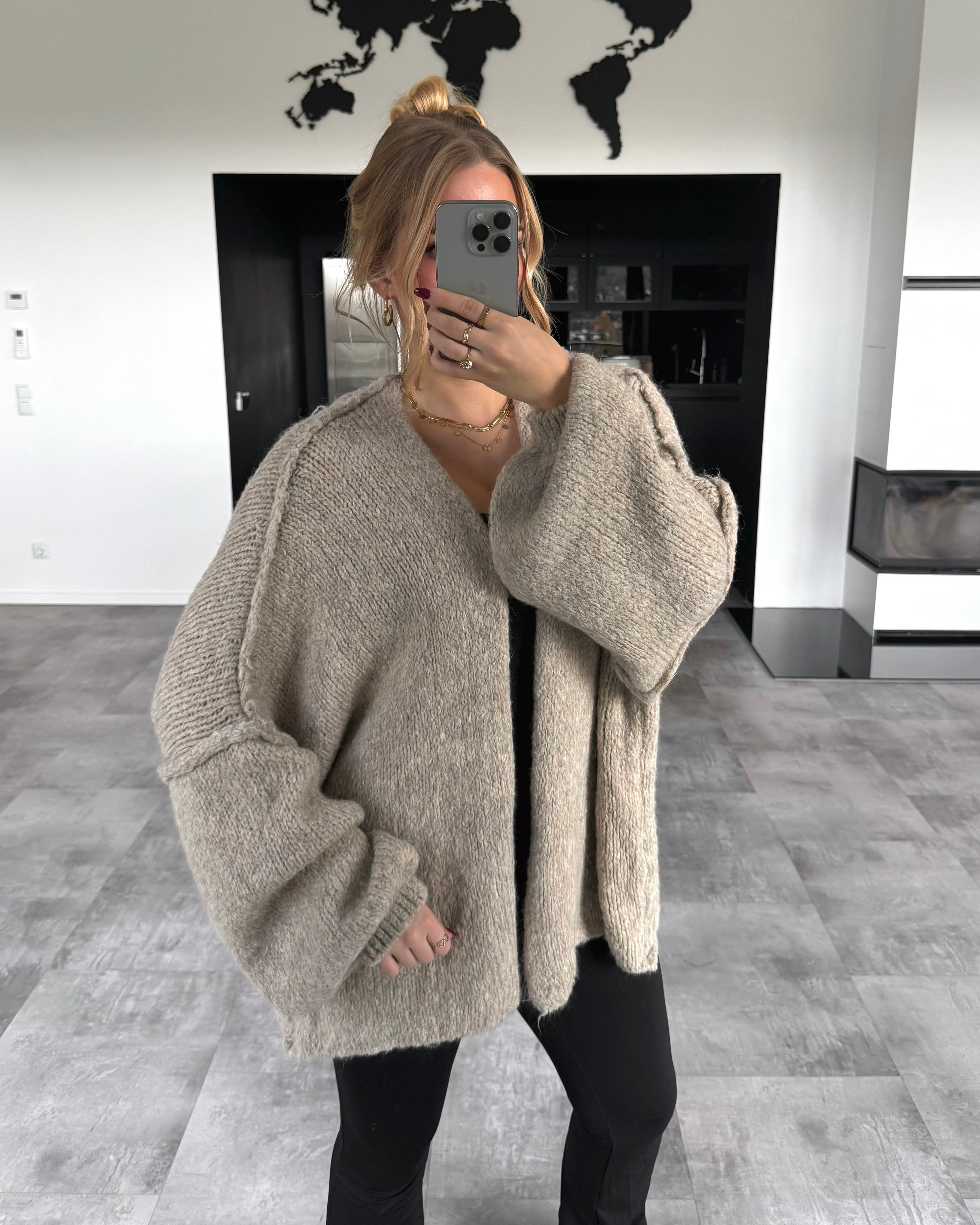 Cardigan “Livy” Beige