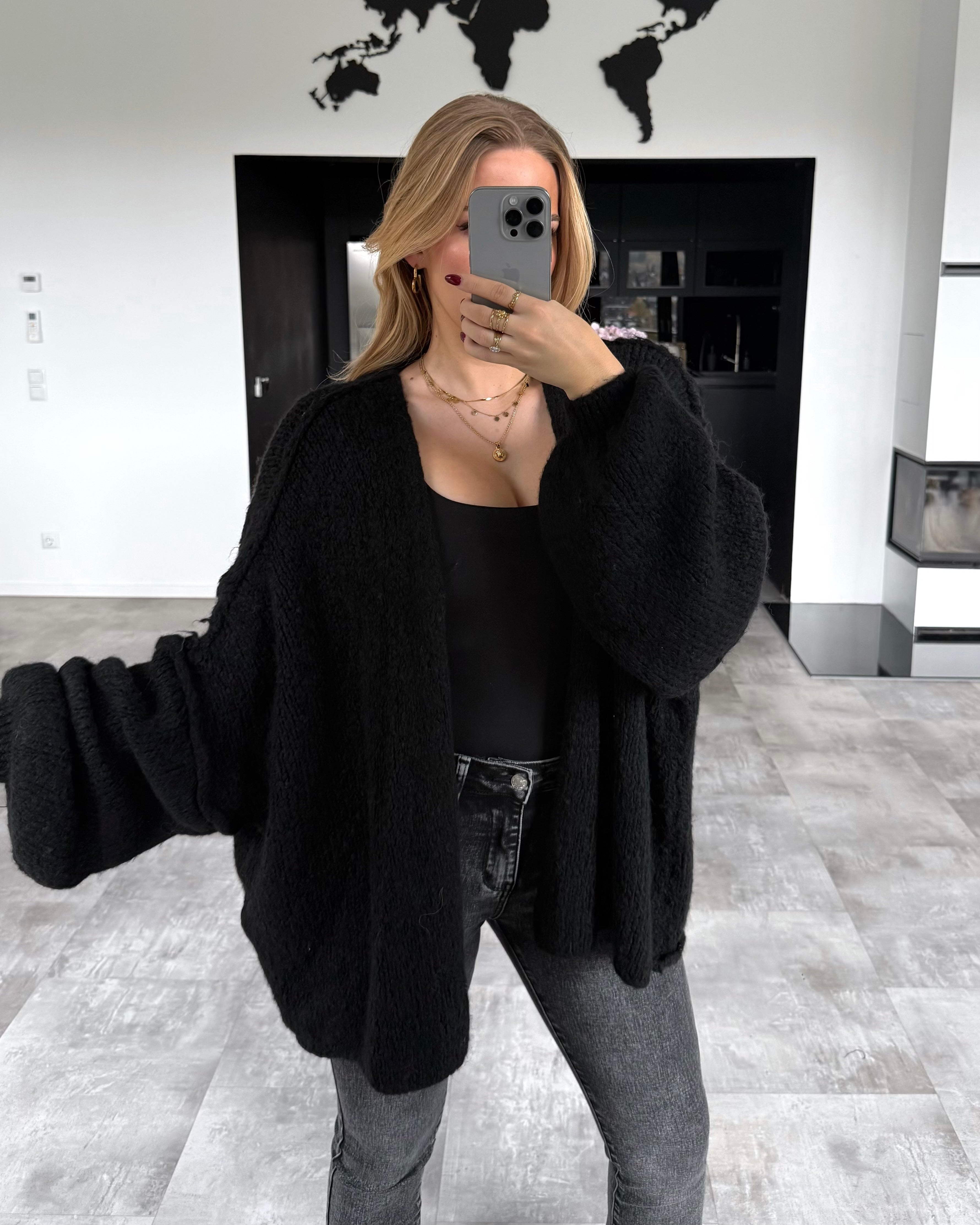 Cardigan “Livy" Schwarz