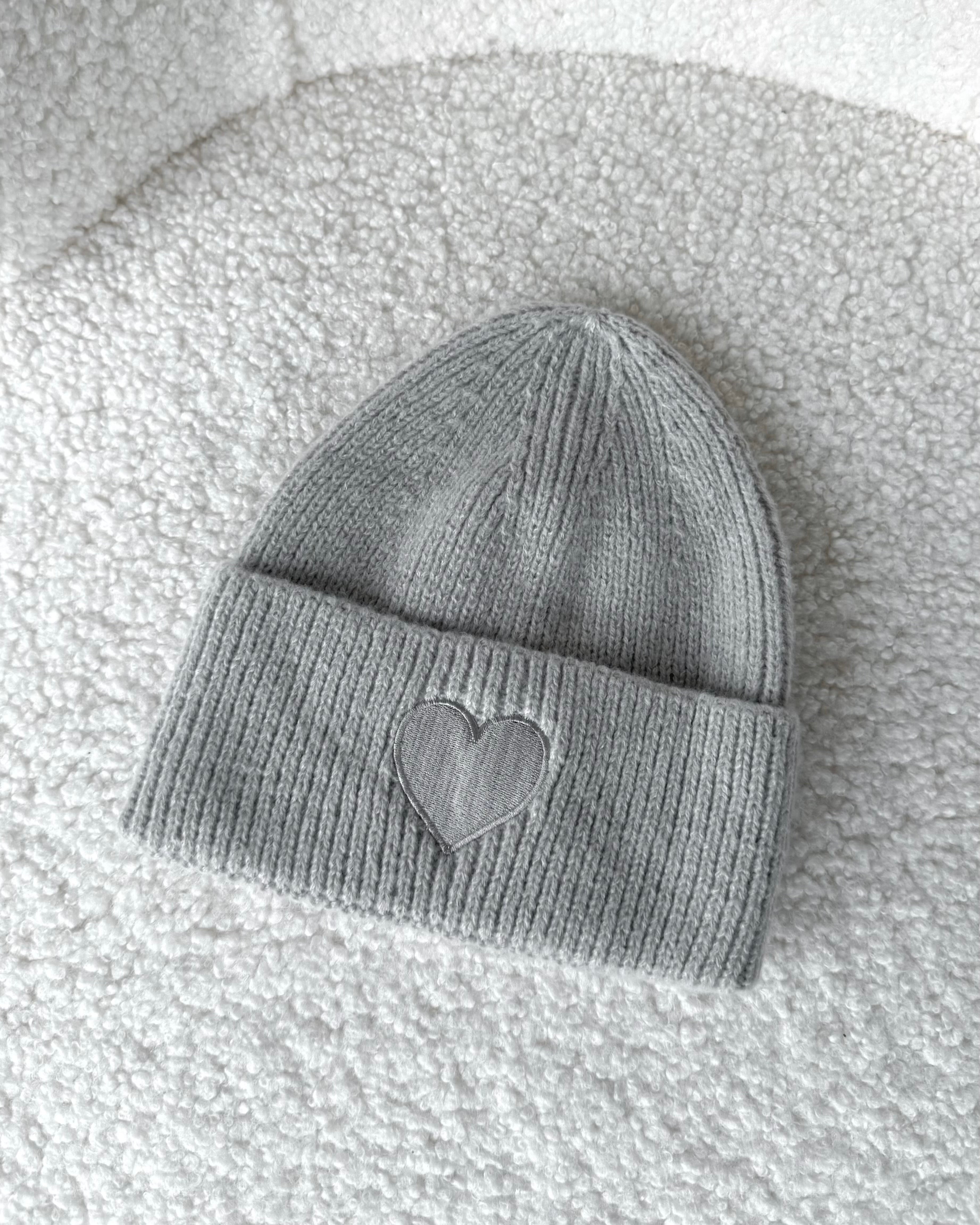 Strickmütze "Lovely" Hellgrau
