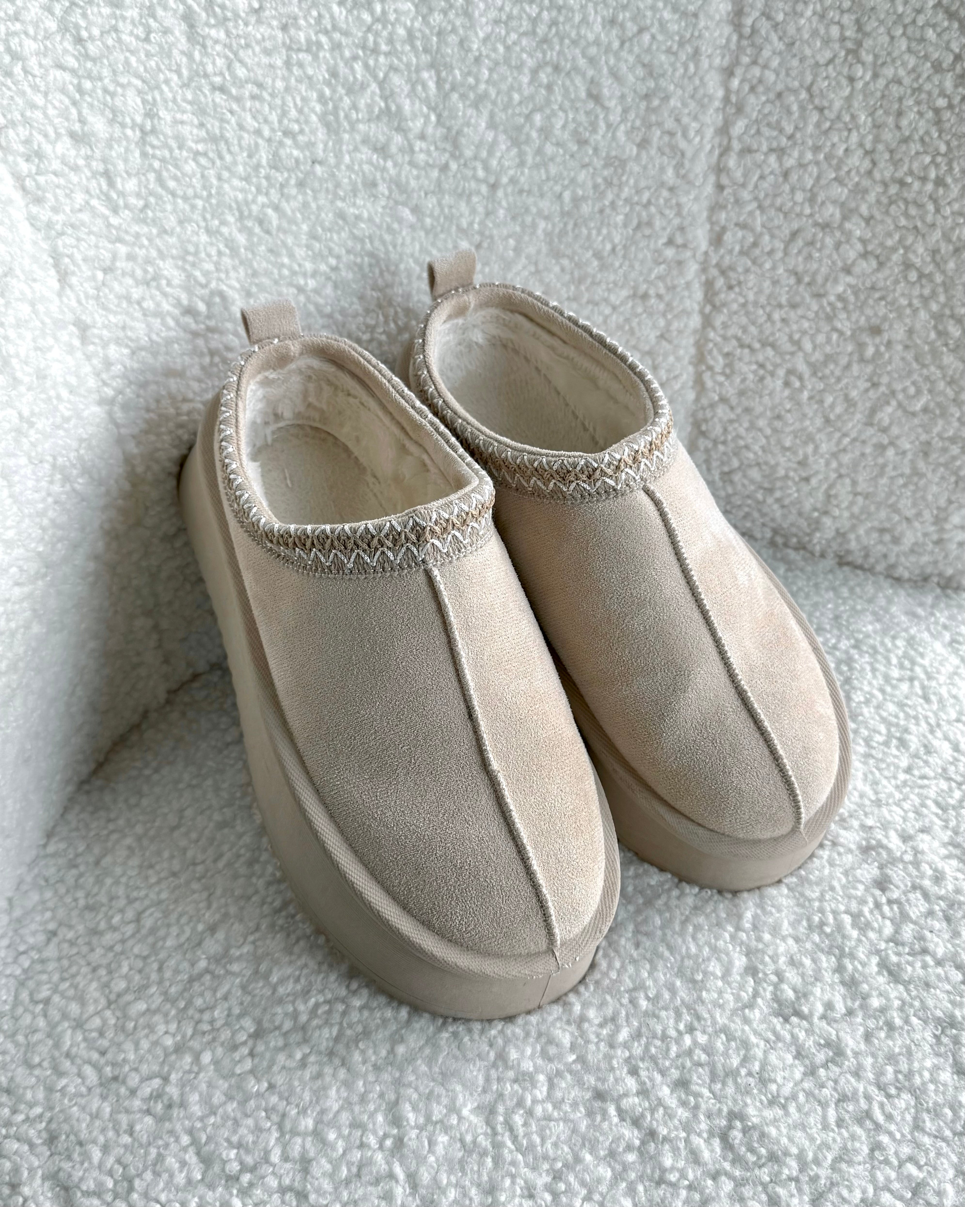 Slipper „Hazel“ mit Plateau Beige
