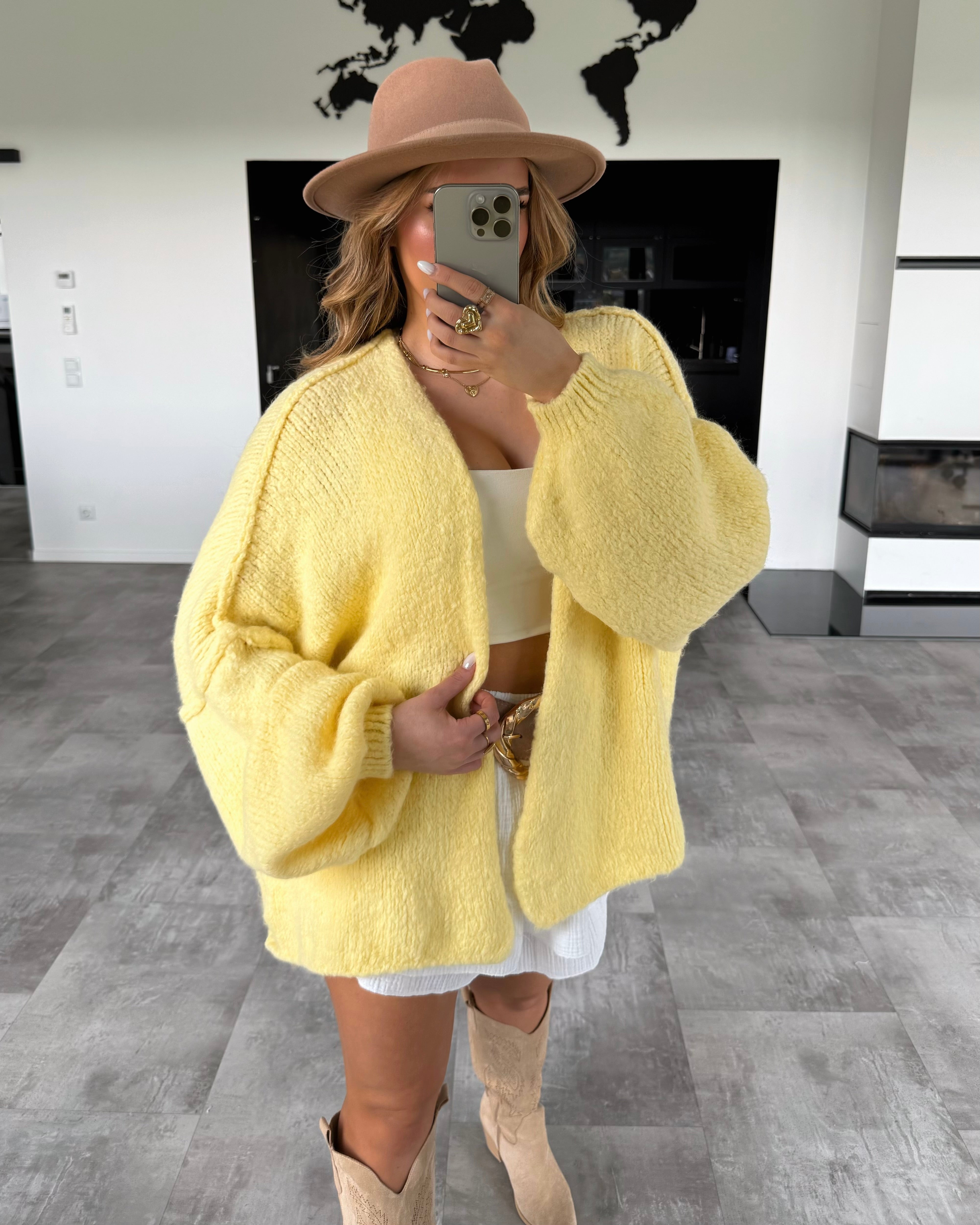 Cardigan “Livy" Gelb