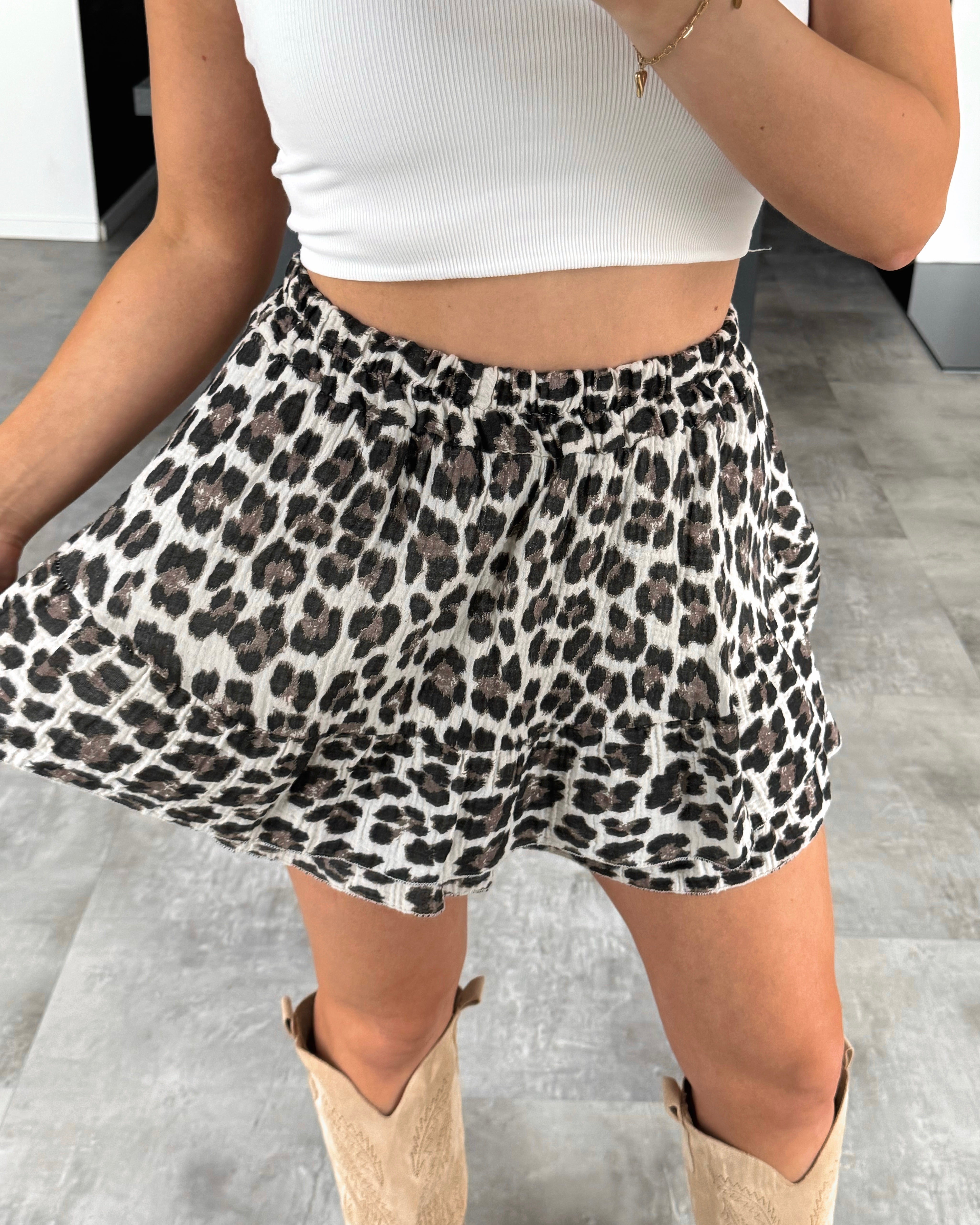 Musselin Hosenrock “Calea“ Leoprint