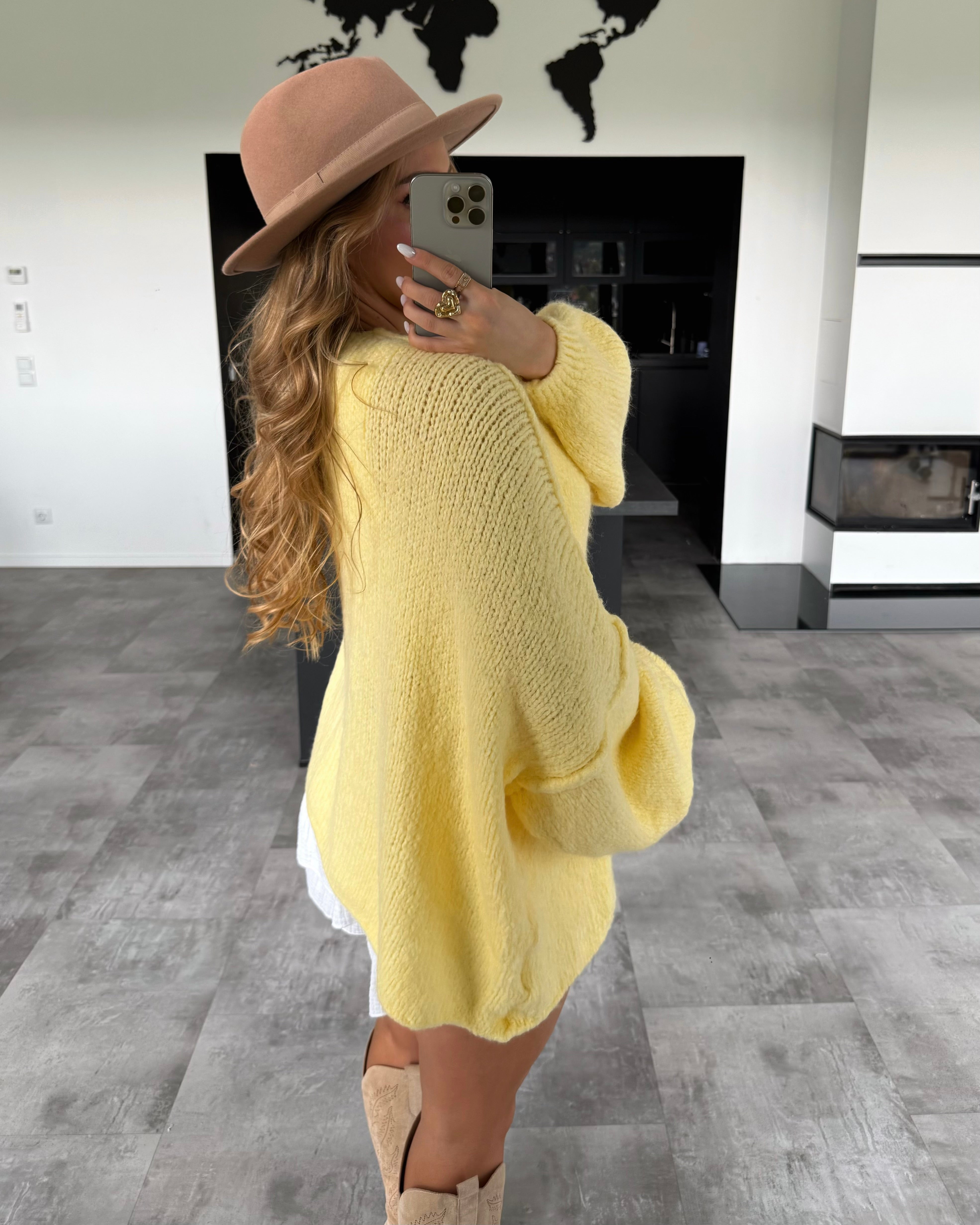 Cardigan “Livy" Gelb
