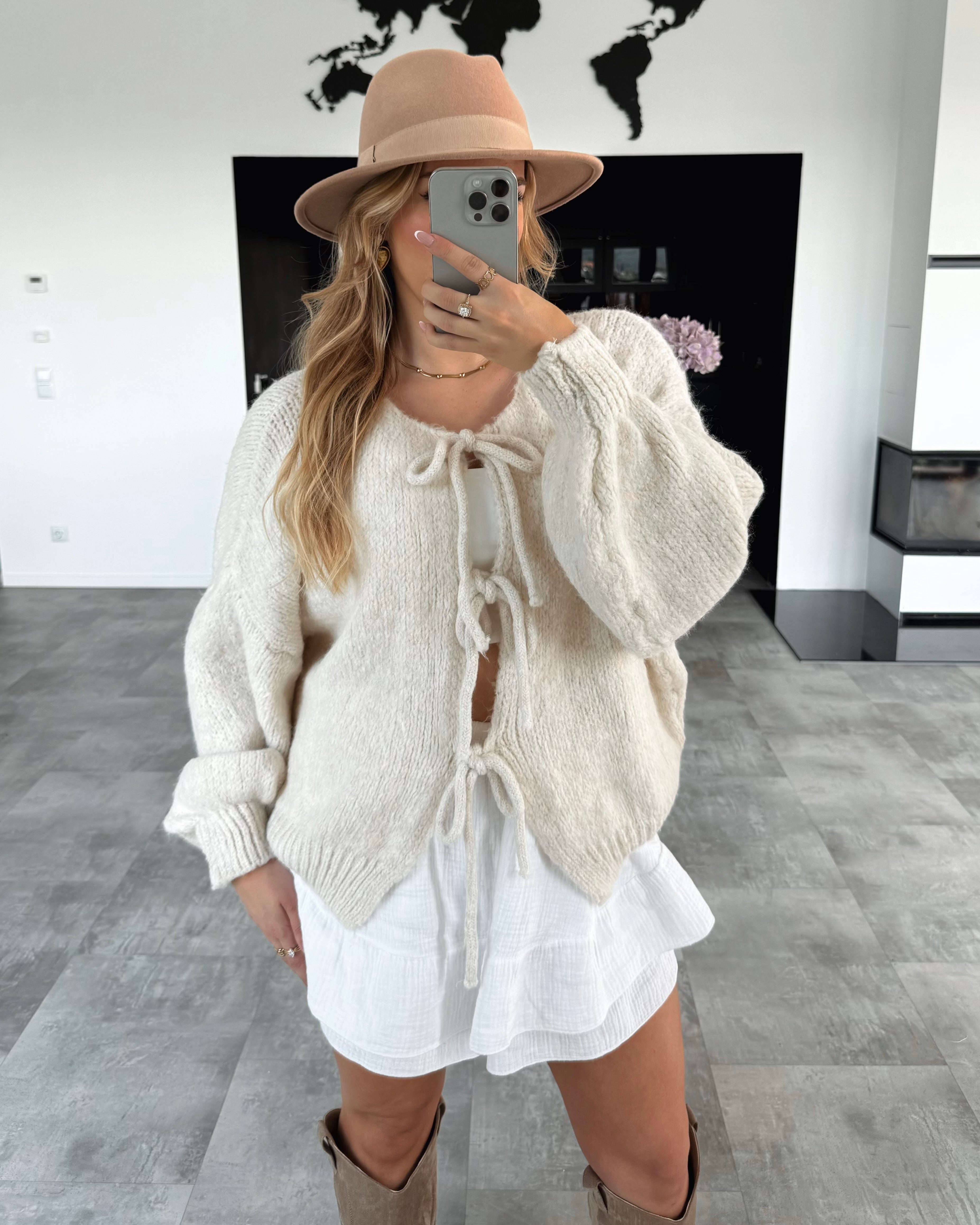 Knoten-Cardigan "Mavie" Ecru