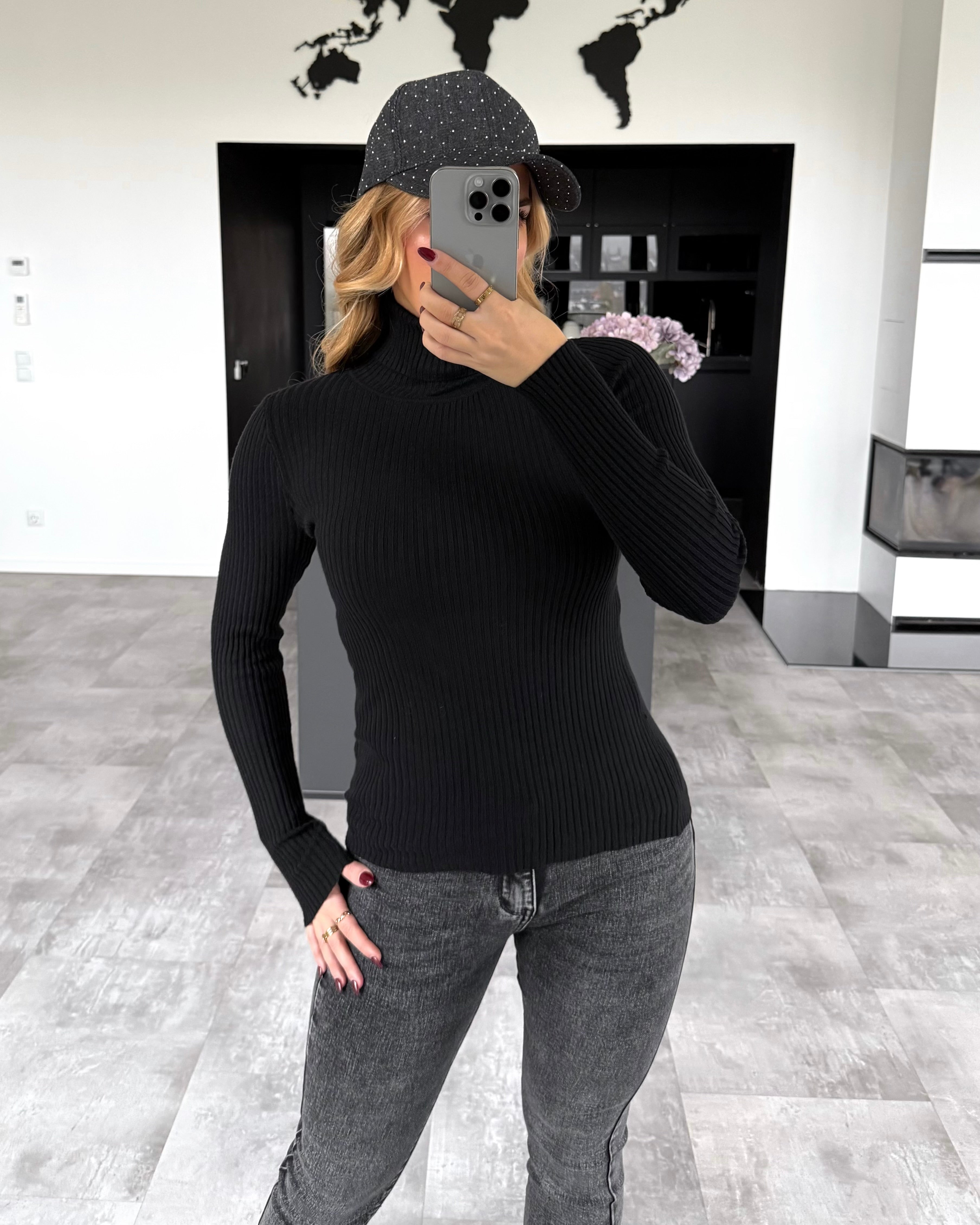 Rollkragenpullover "Rosy" Schwarz