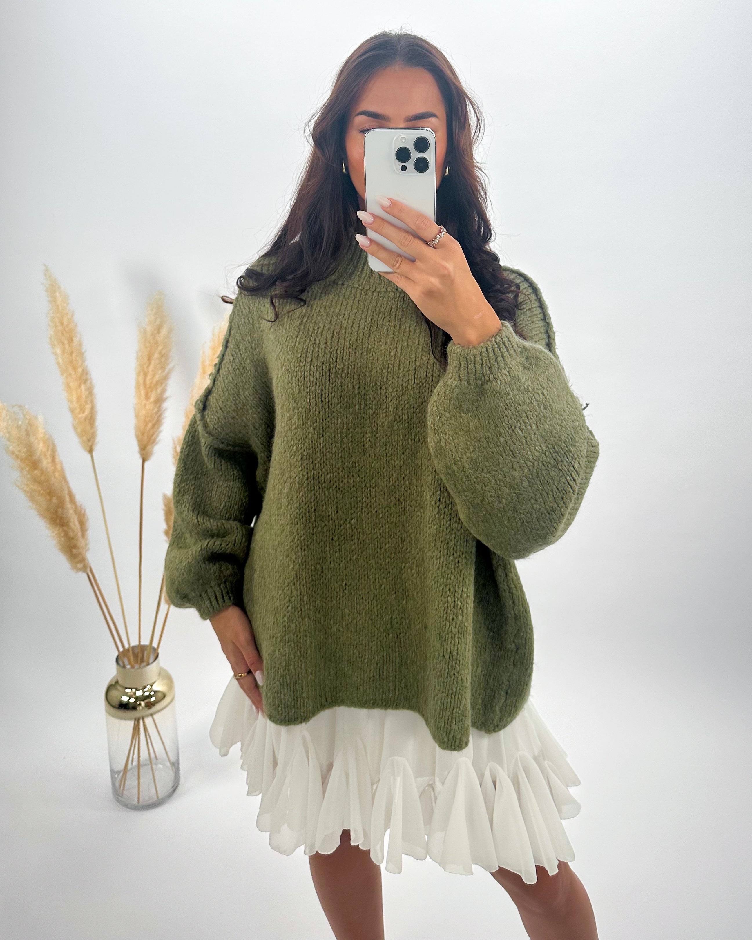 Pullover “May” Olivgrün