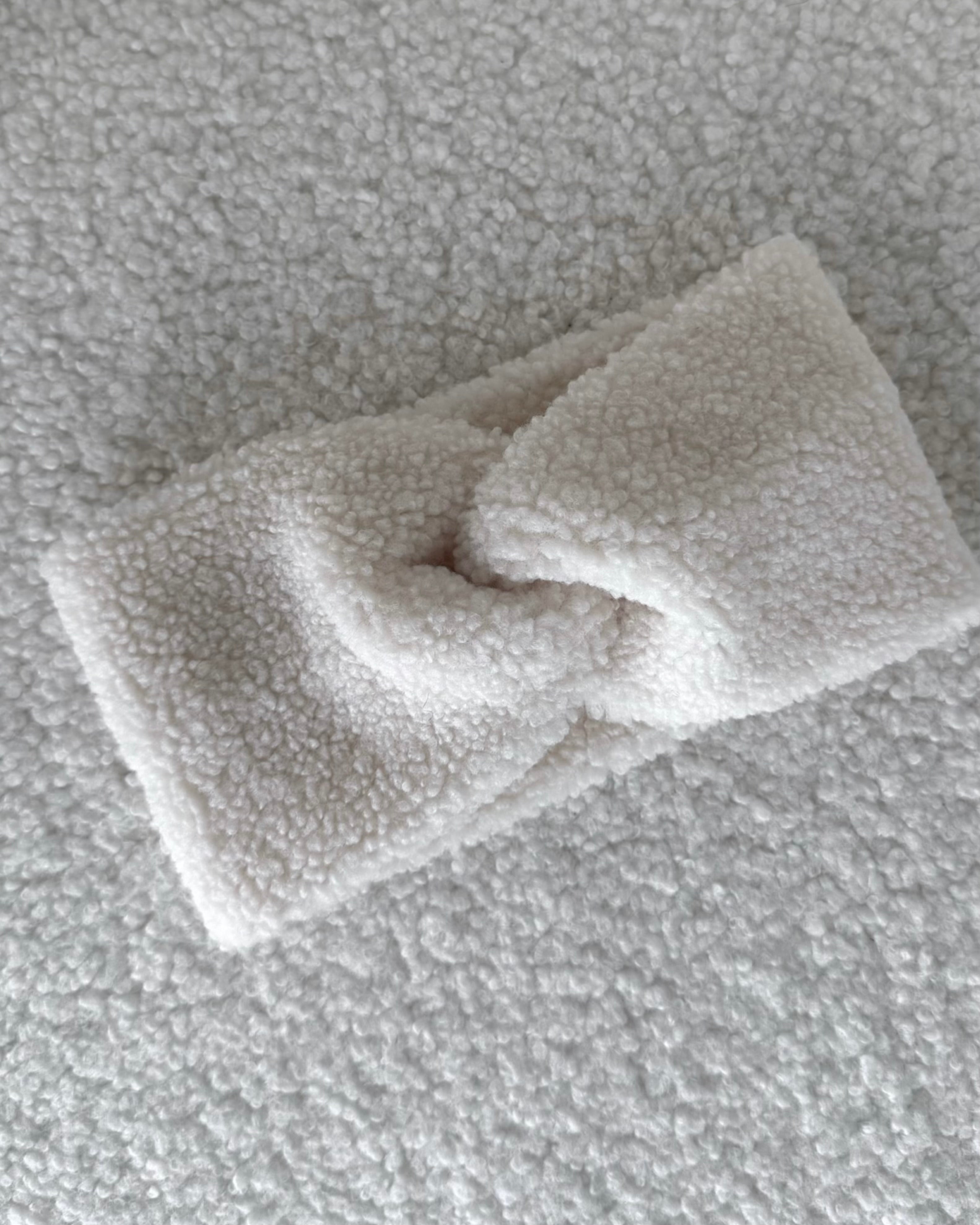 Bouclé-Stirnband "Amelie" Ecru