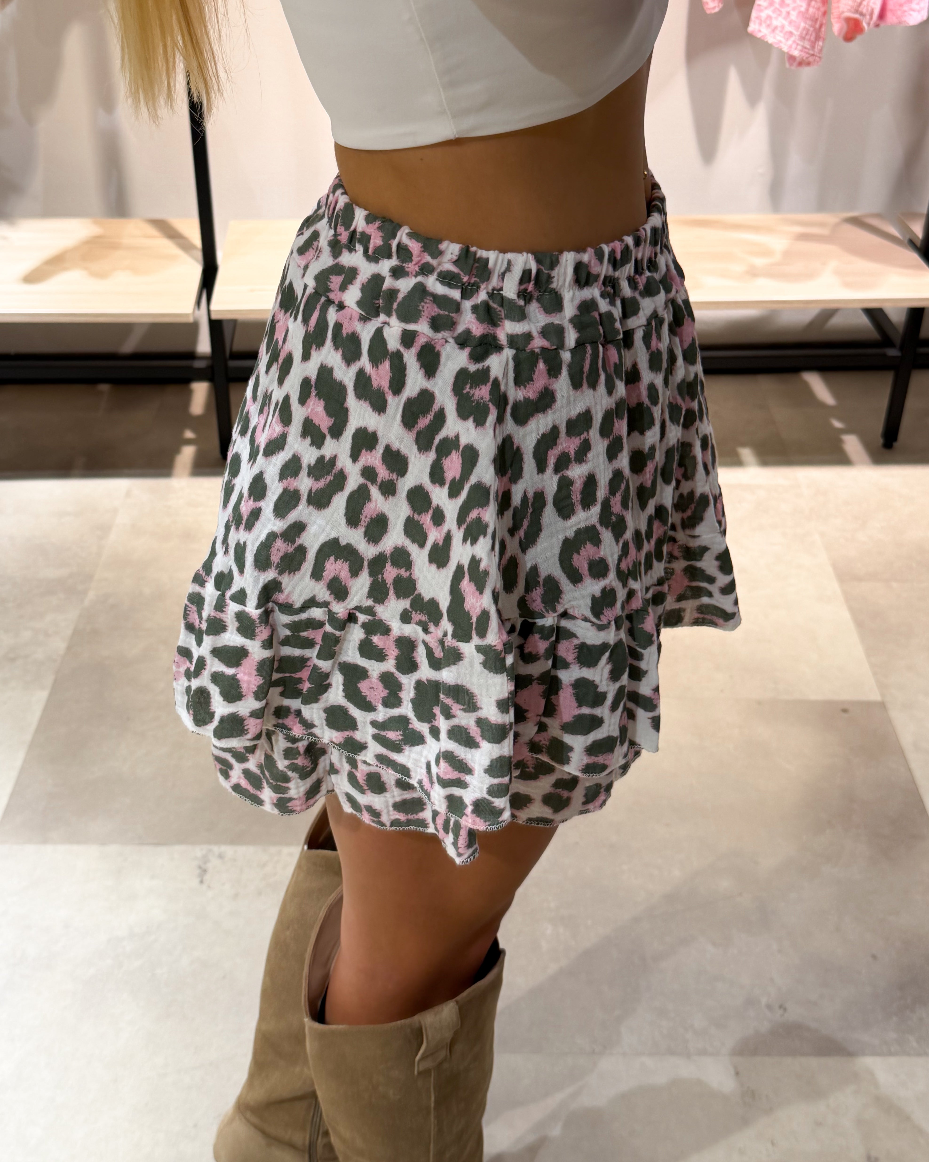 Musselin Hosenrock “Calea“ Leoprint