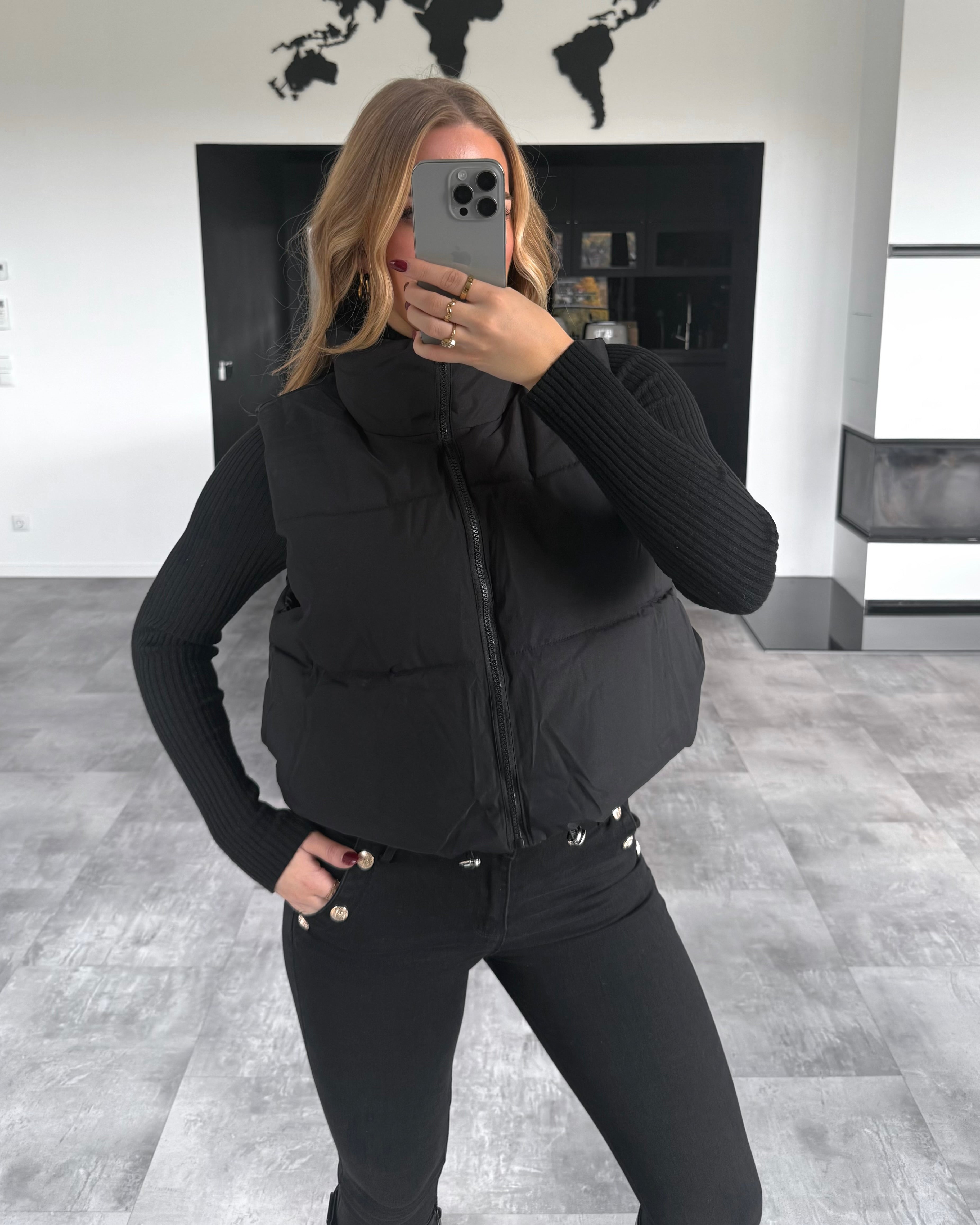 Daunen-Weste “Skadi” Schwarz