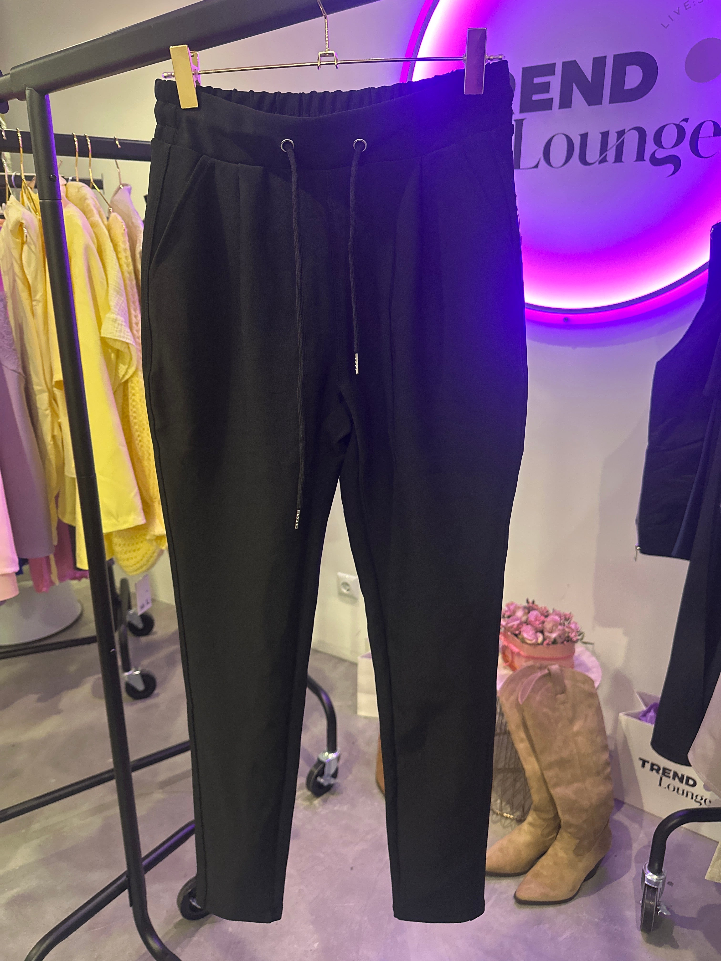 EINZELSTÜCK Stoffhose mit Schnüren Schwarz S/M #127