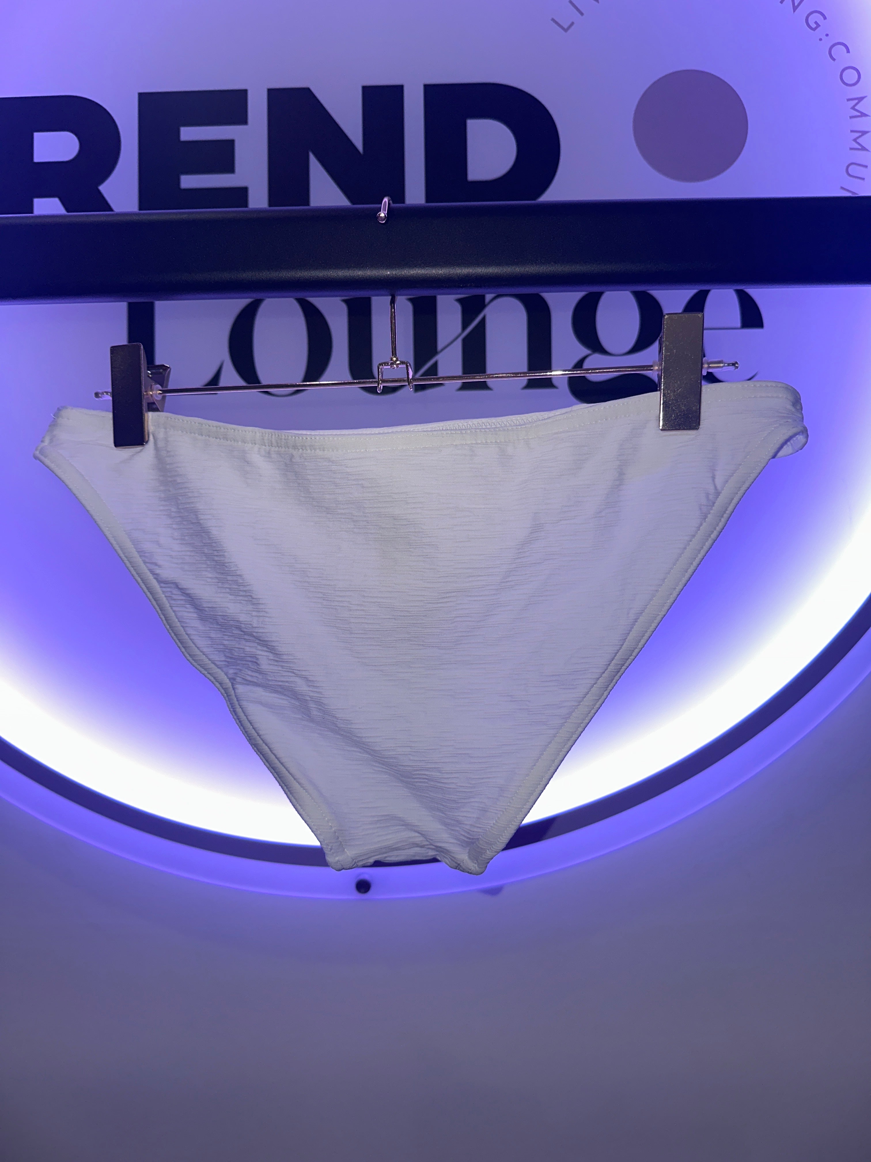 EINZELSTÜCK Bikini Hose Weiß mit Knöpfen #85