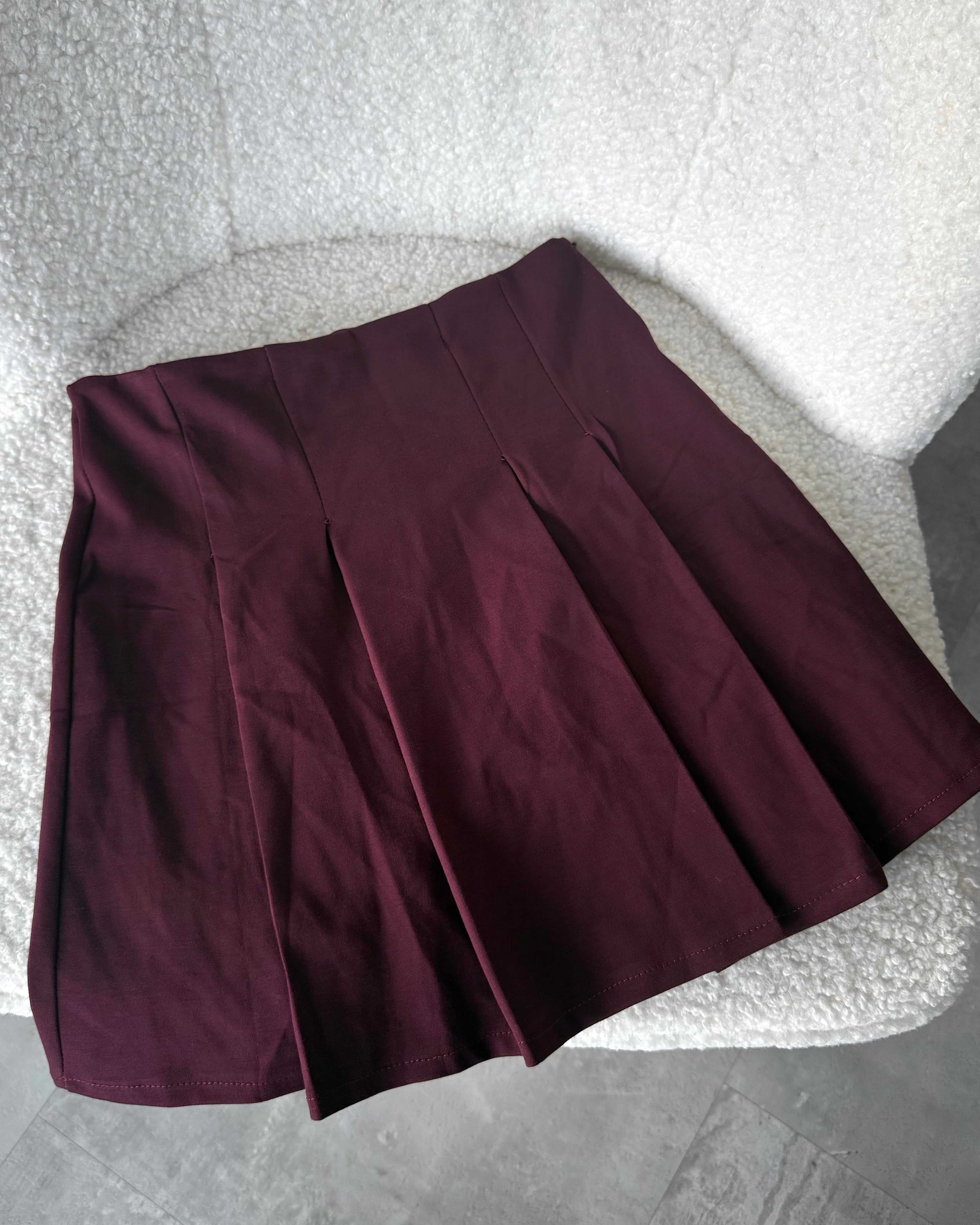 Hosenrock “Blair” Burgunder