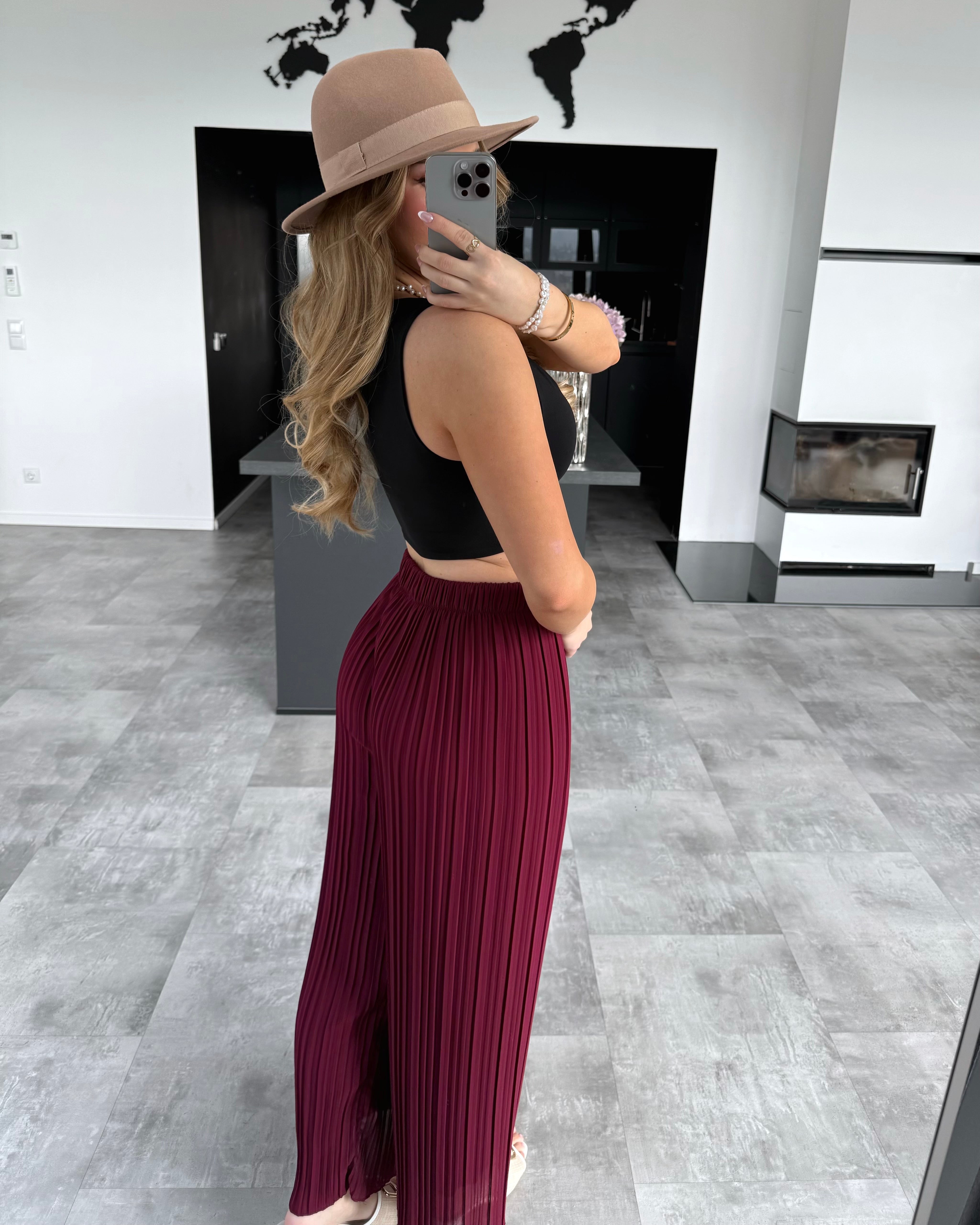 Plissierte Hose "Mala“ Bordeaux
