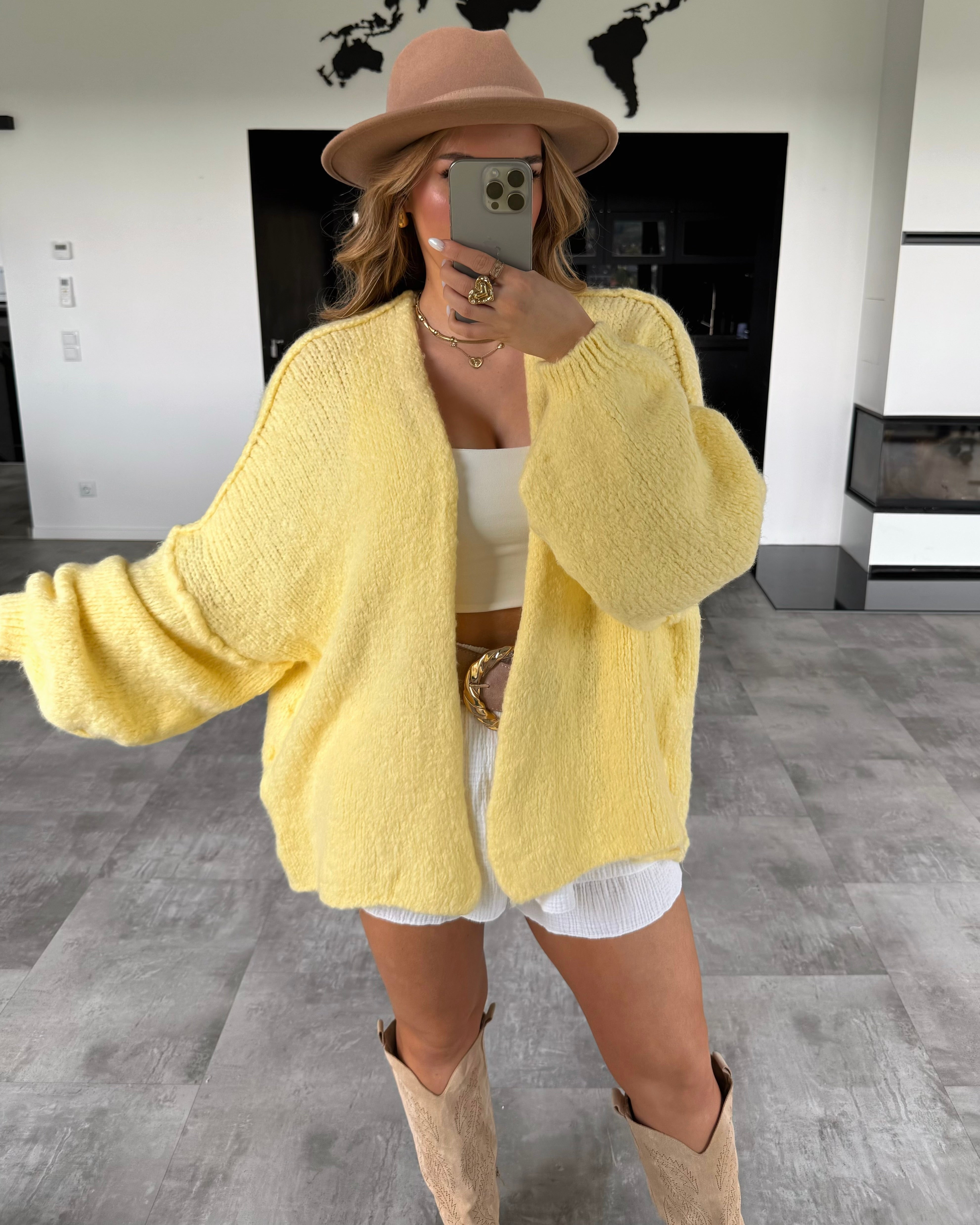 Cardigan “Livy" Gelb