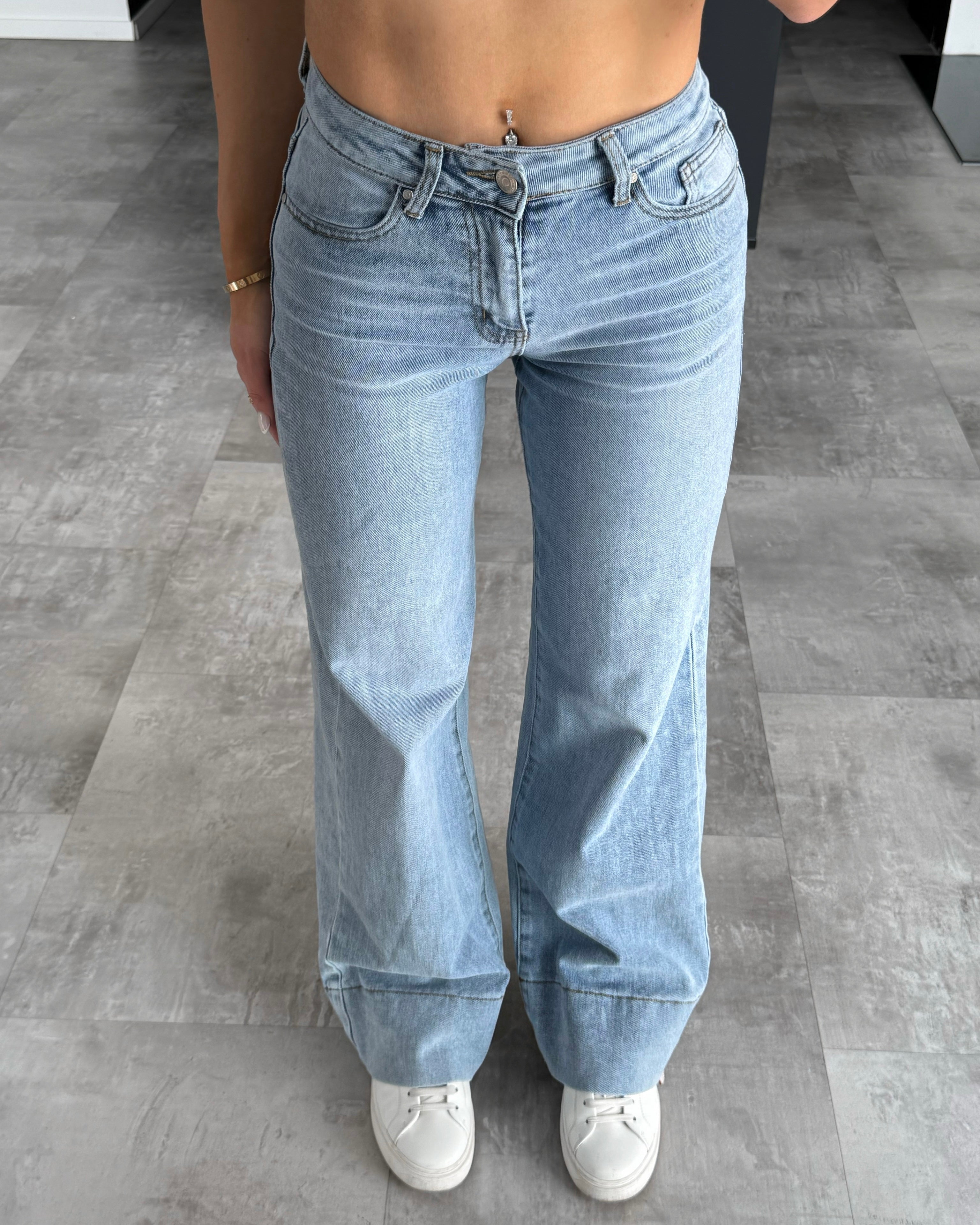Wide Leg Jeans “Roxana“ Hellblau