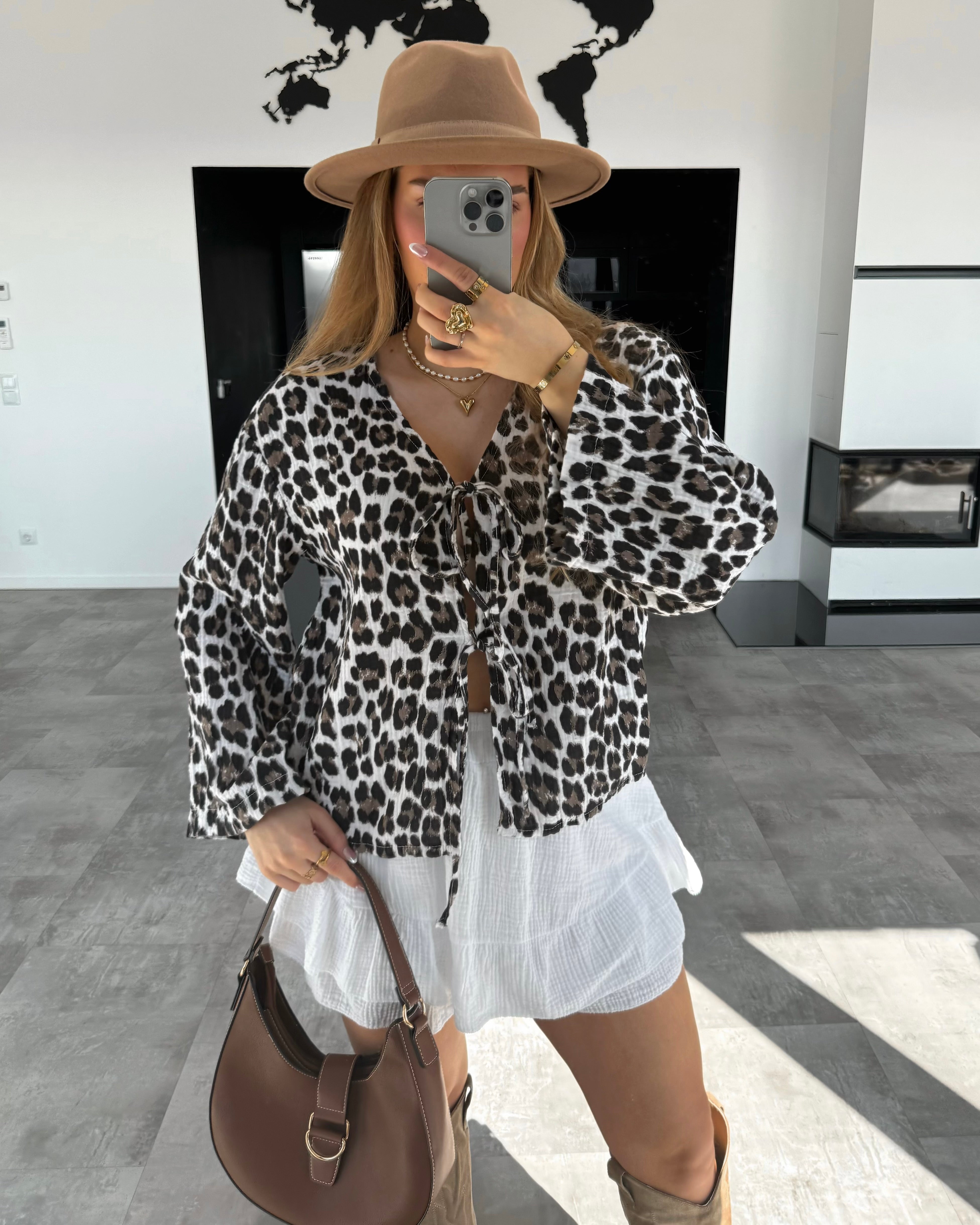 Musselin Knoten-Bluse "Savannah" Leoprint Beige