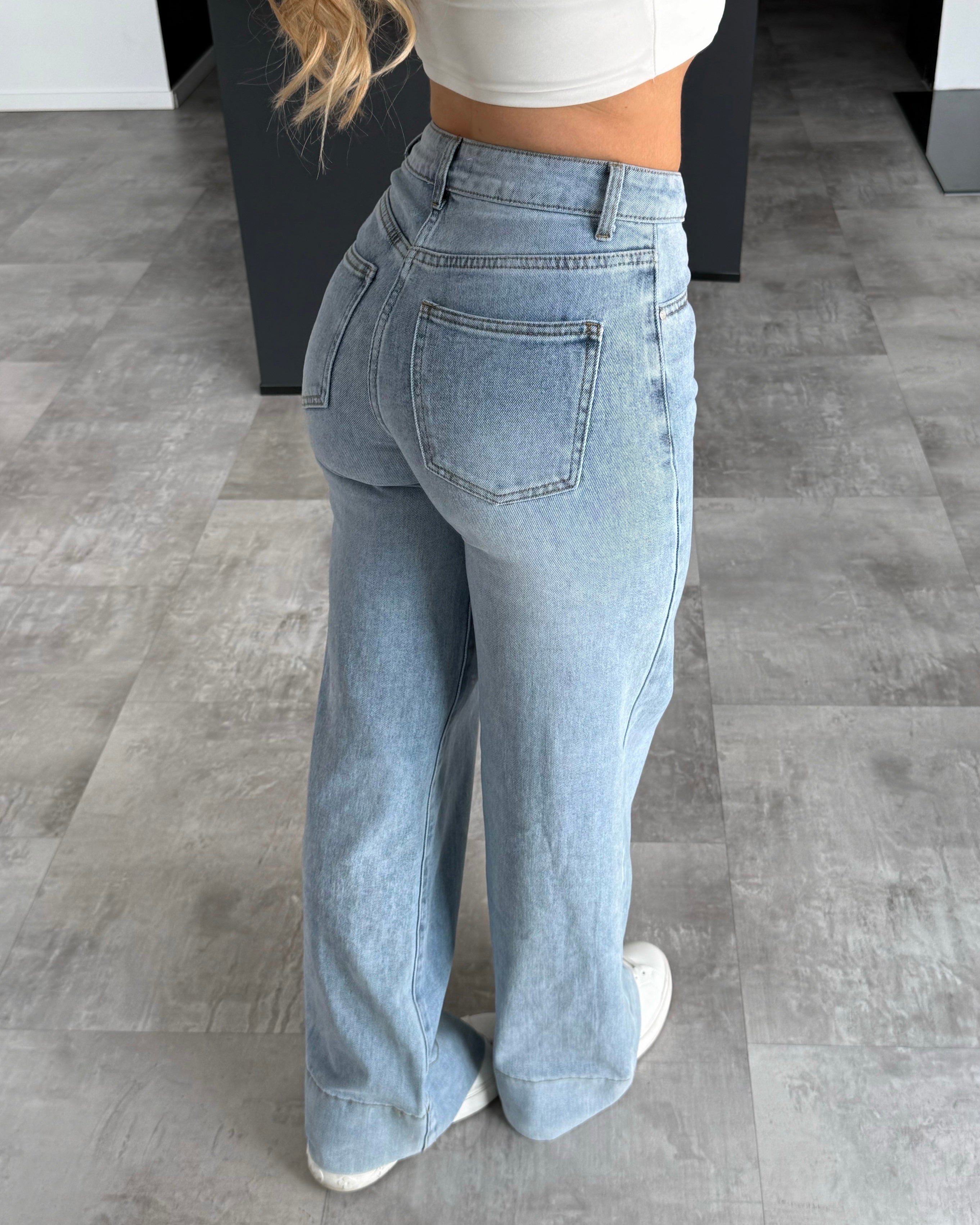 Wide Leg Jeans “Roxana“ Hellblau