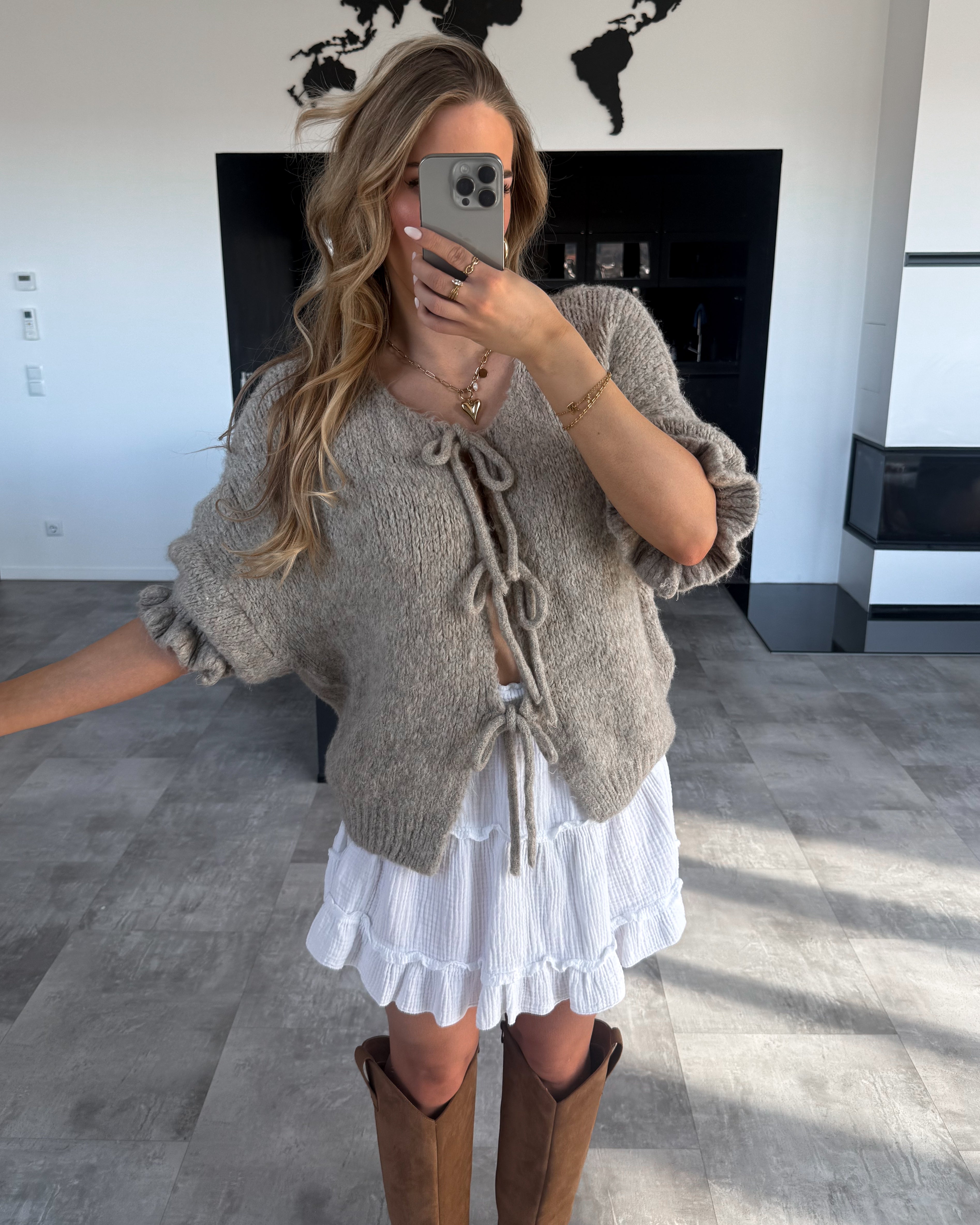 Knoten-Cardigan "Maddy" Beige