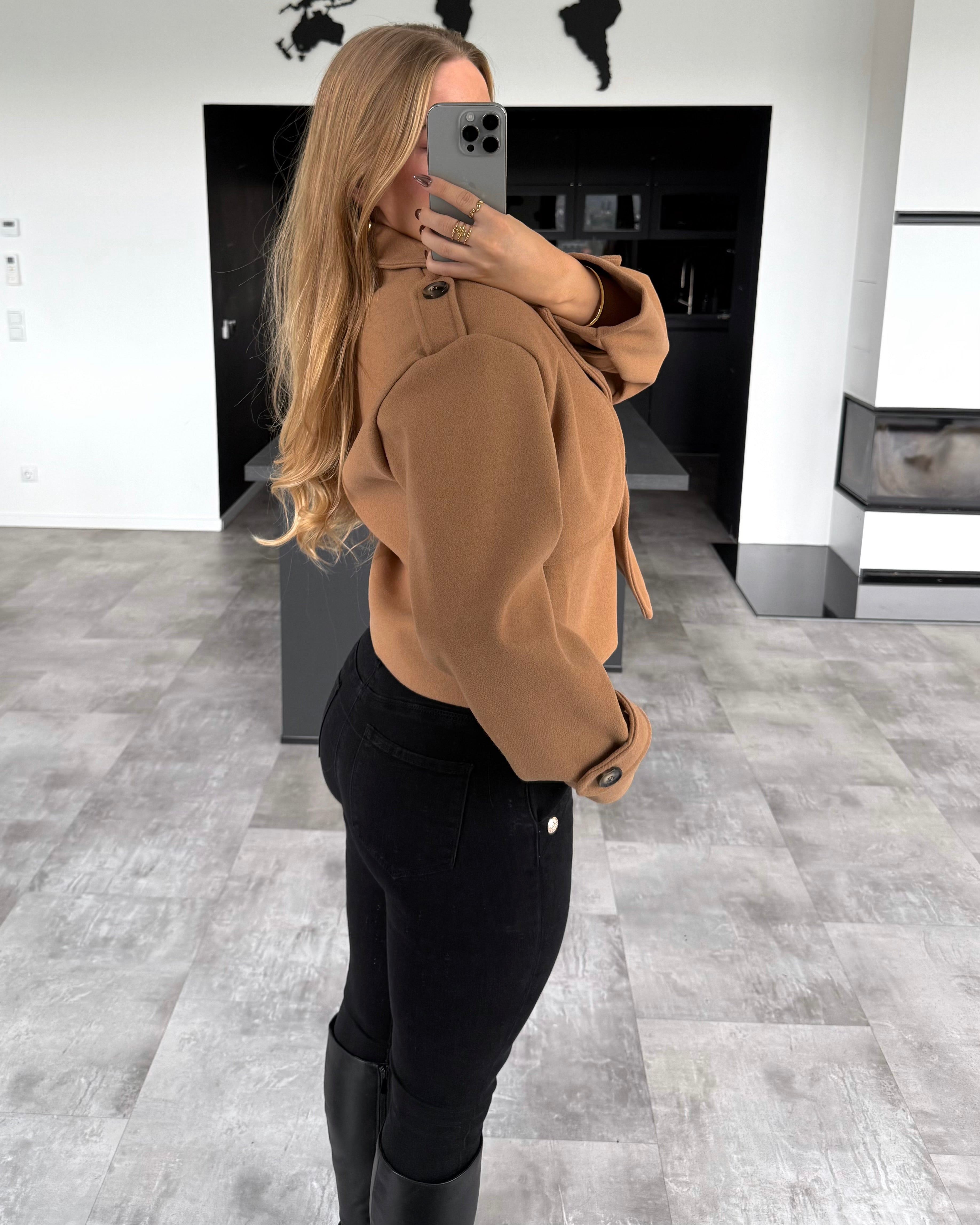 Trenchcoat “Kyla” Kurz Camel