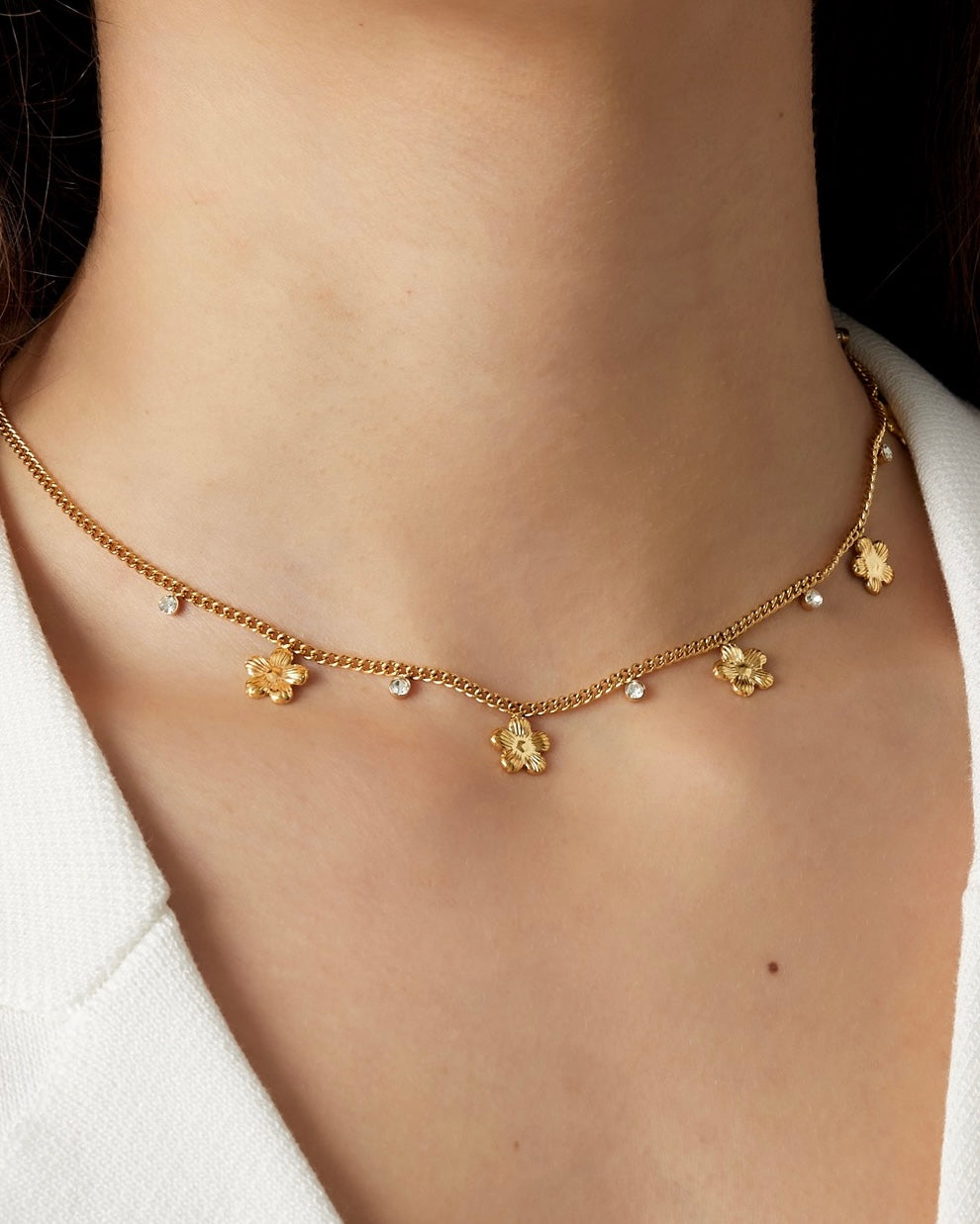 Soft Flower Necklace