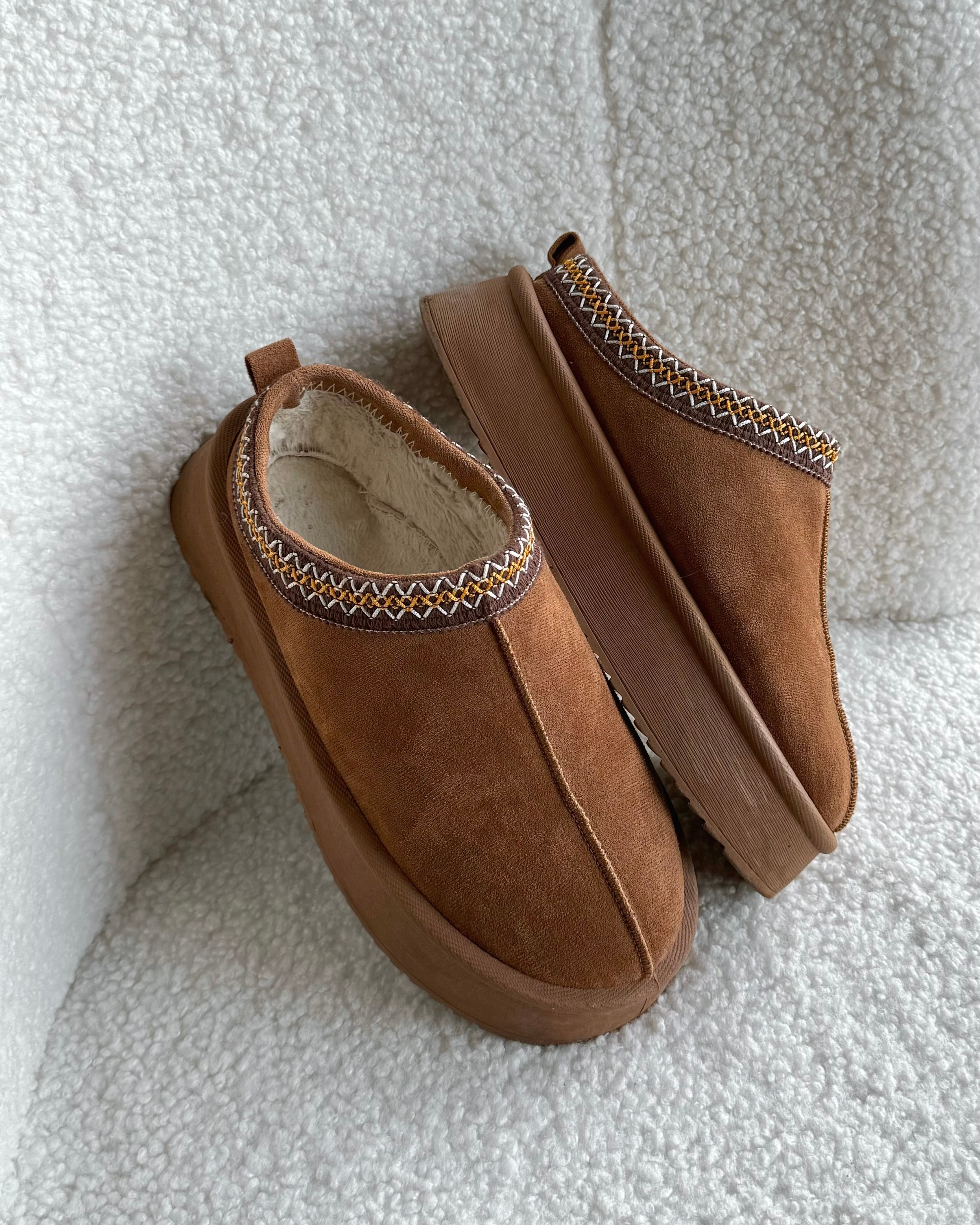 Slipper „Hazel“ mit Plateau Camel