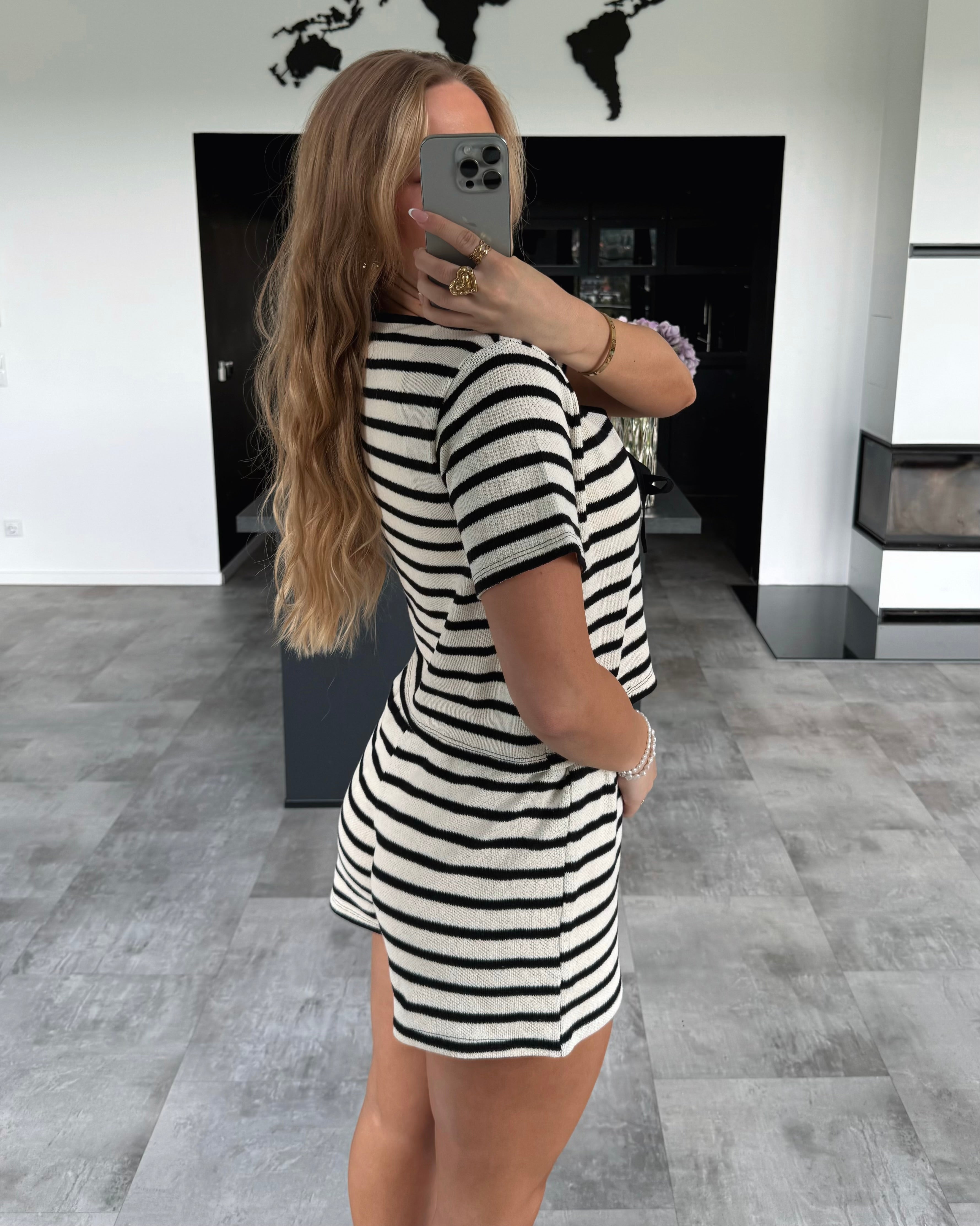Shorts "April" Beige-Schwarz