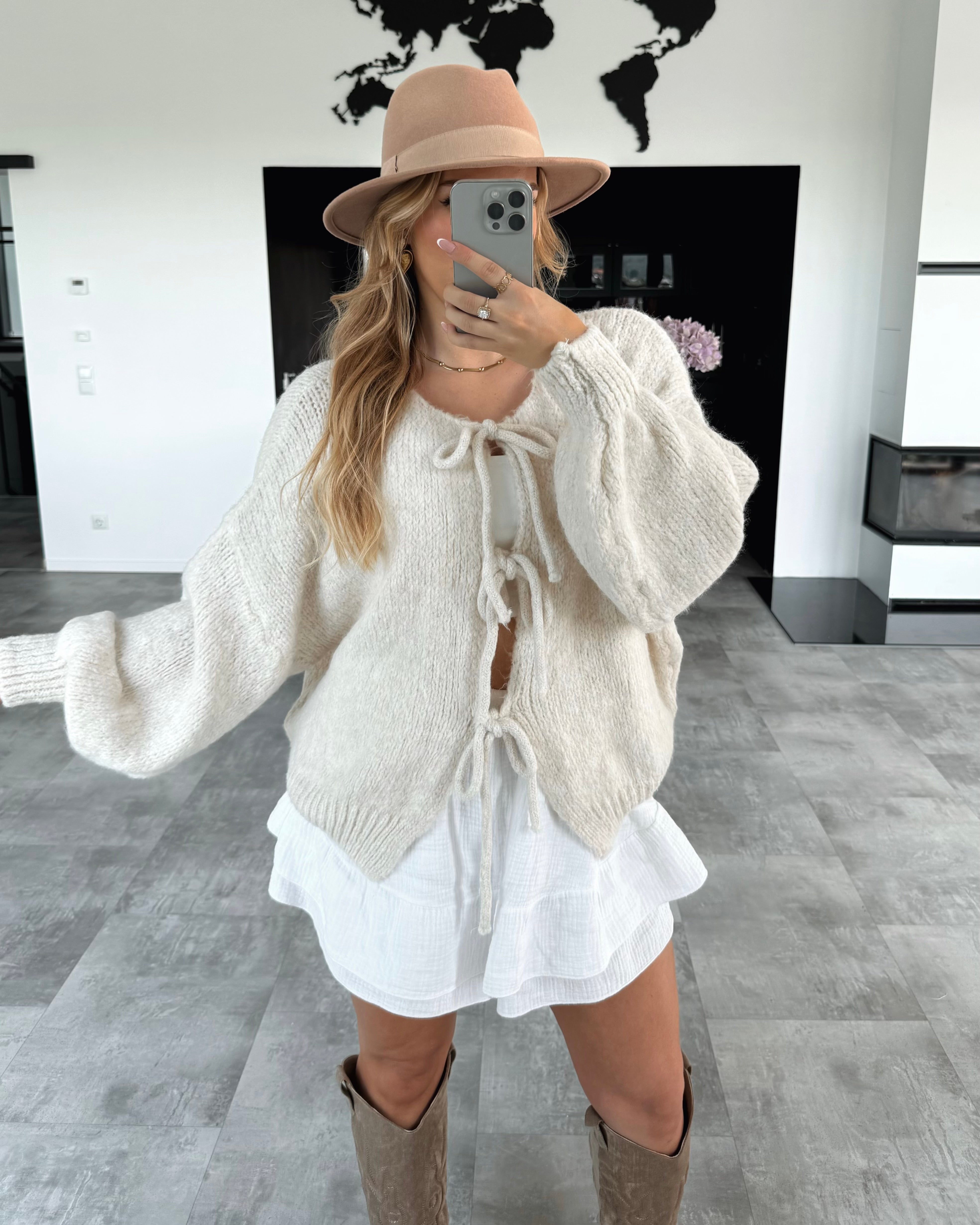Knoten-Cardigan "Mavie" Ecru